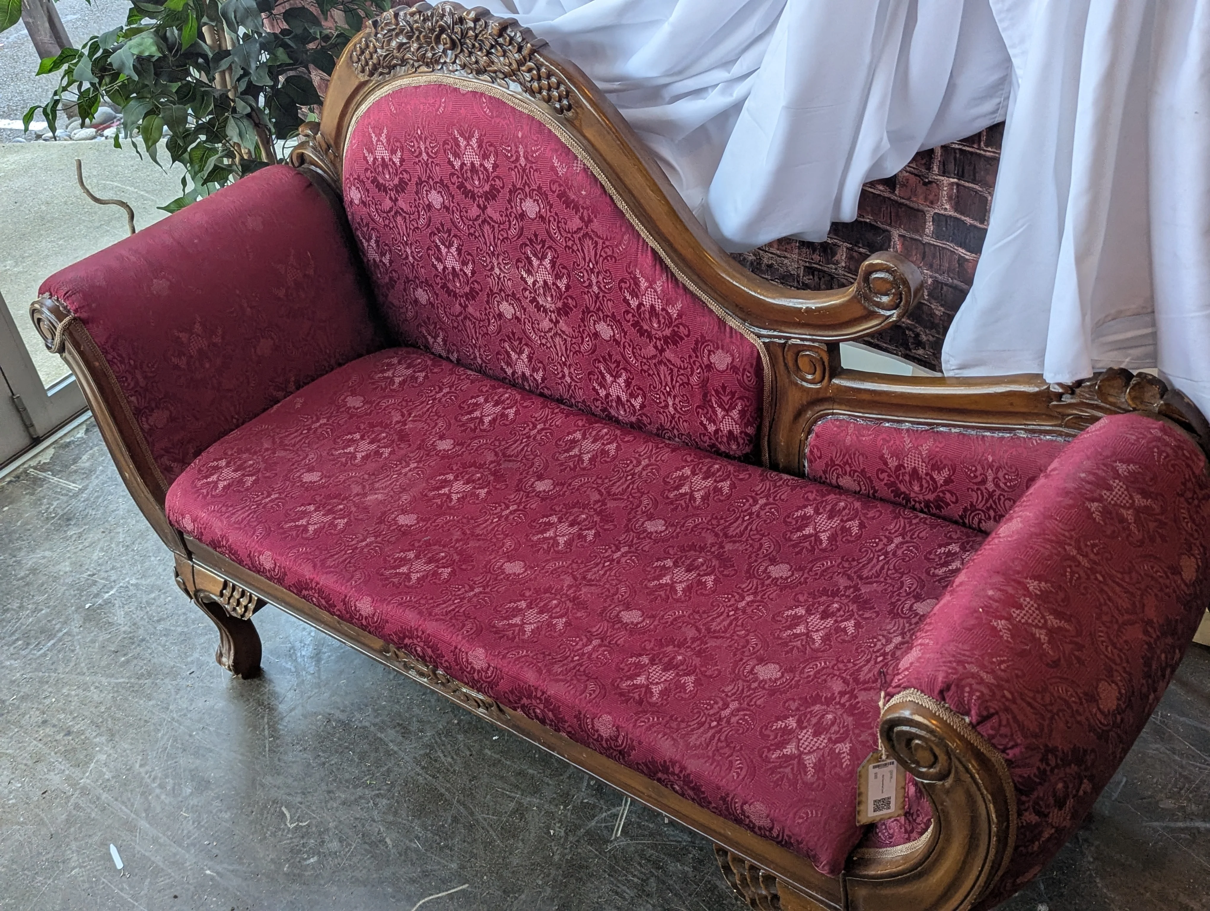 Red Chaise Lounge, Victorian Style - Image 10
