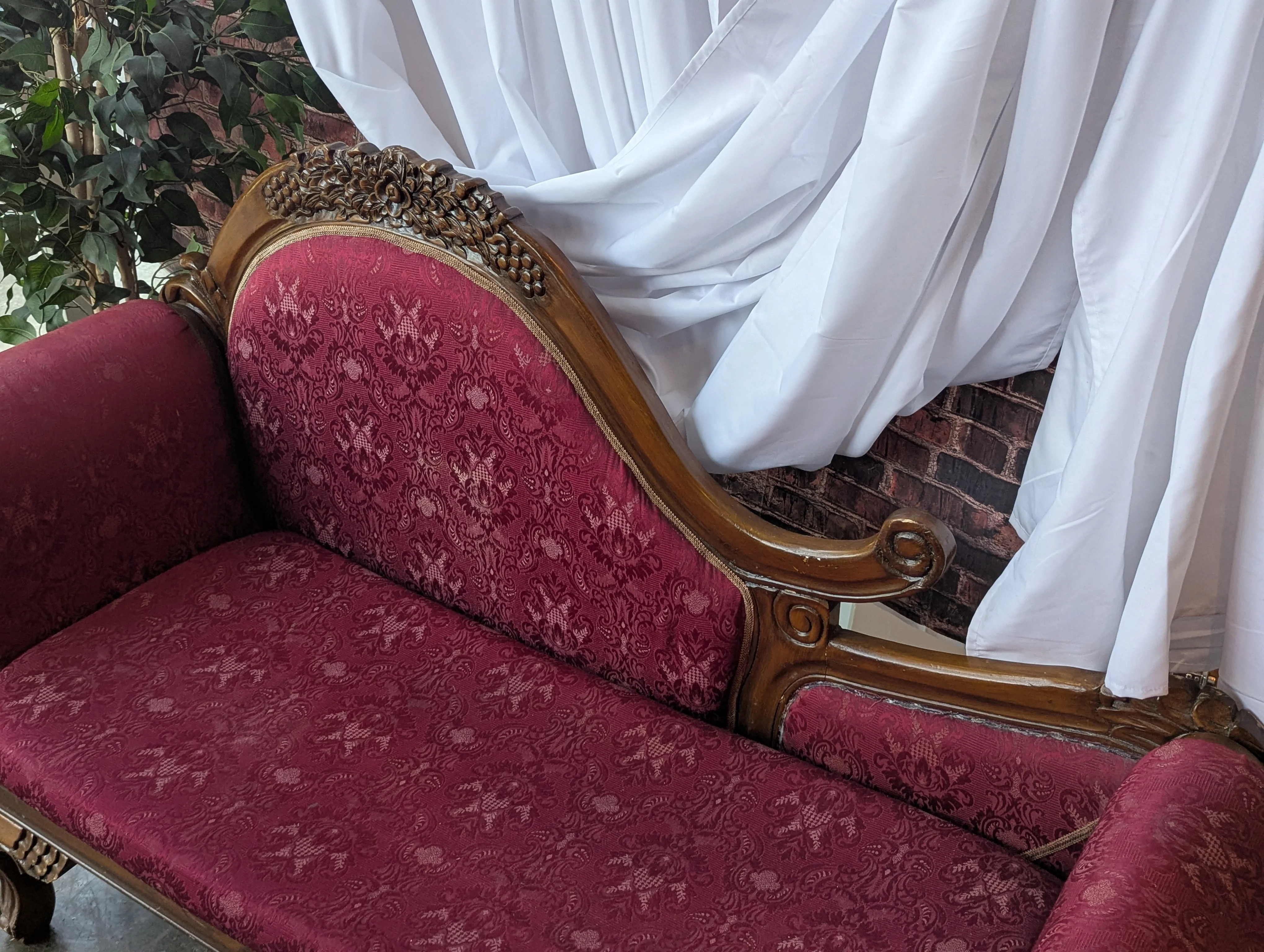 Red Chaise Lounge, Victorian Style - Image 11