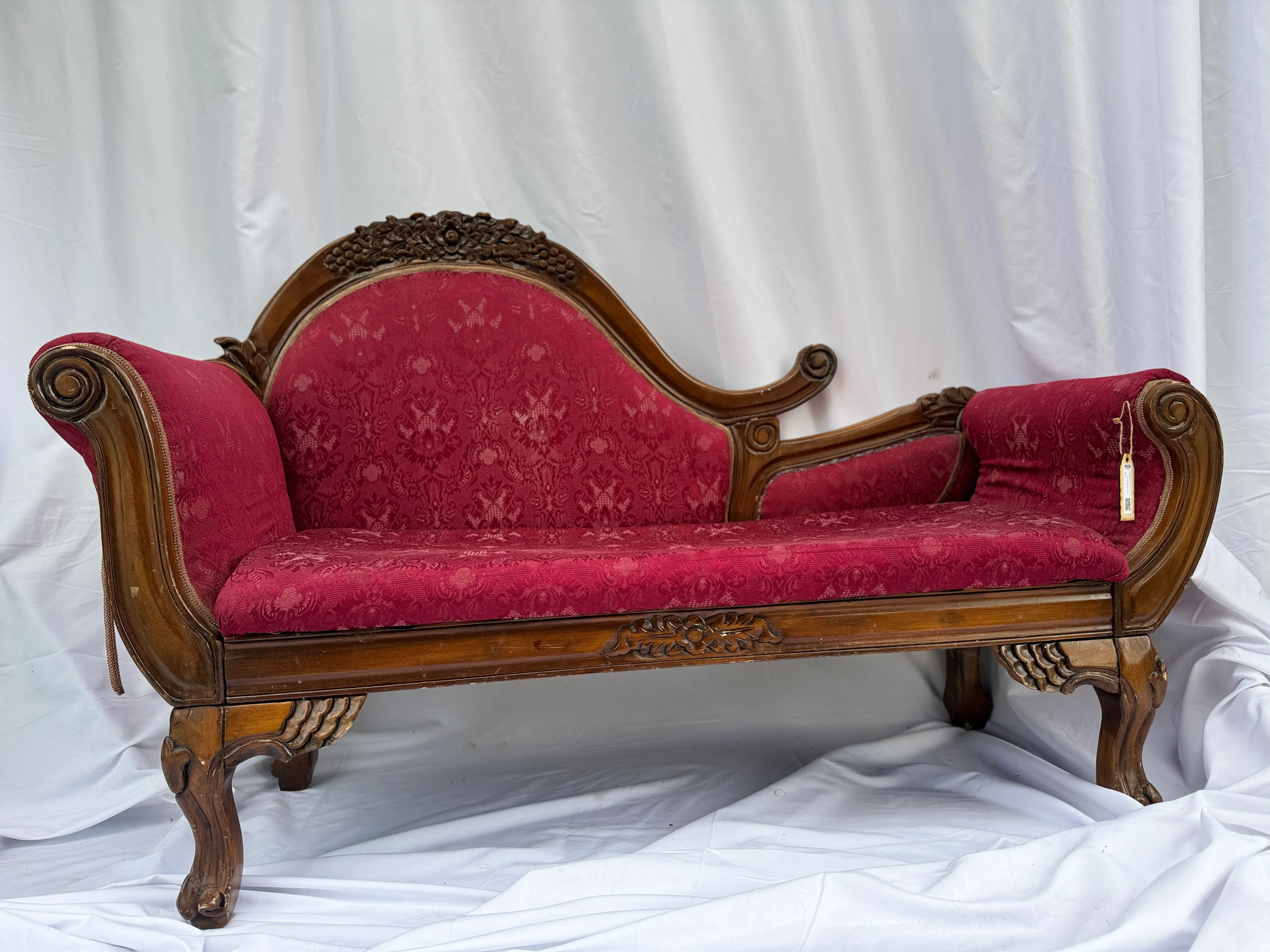 Red Chaise Lounge, Victorian Style - Image 4