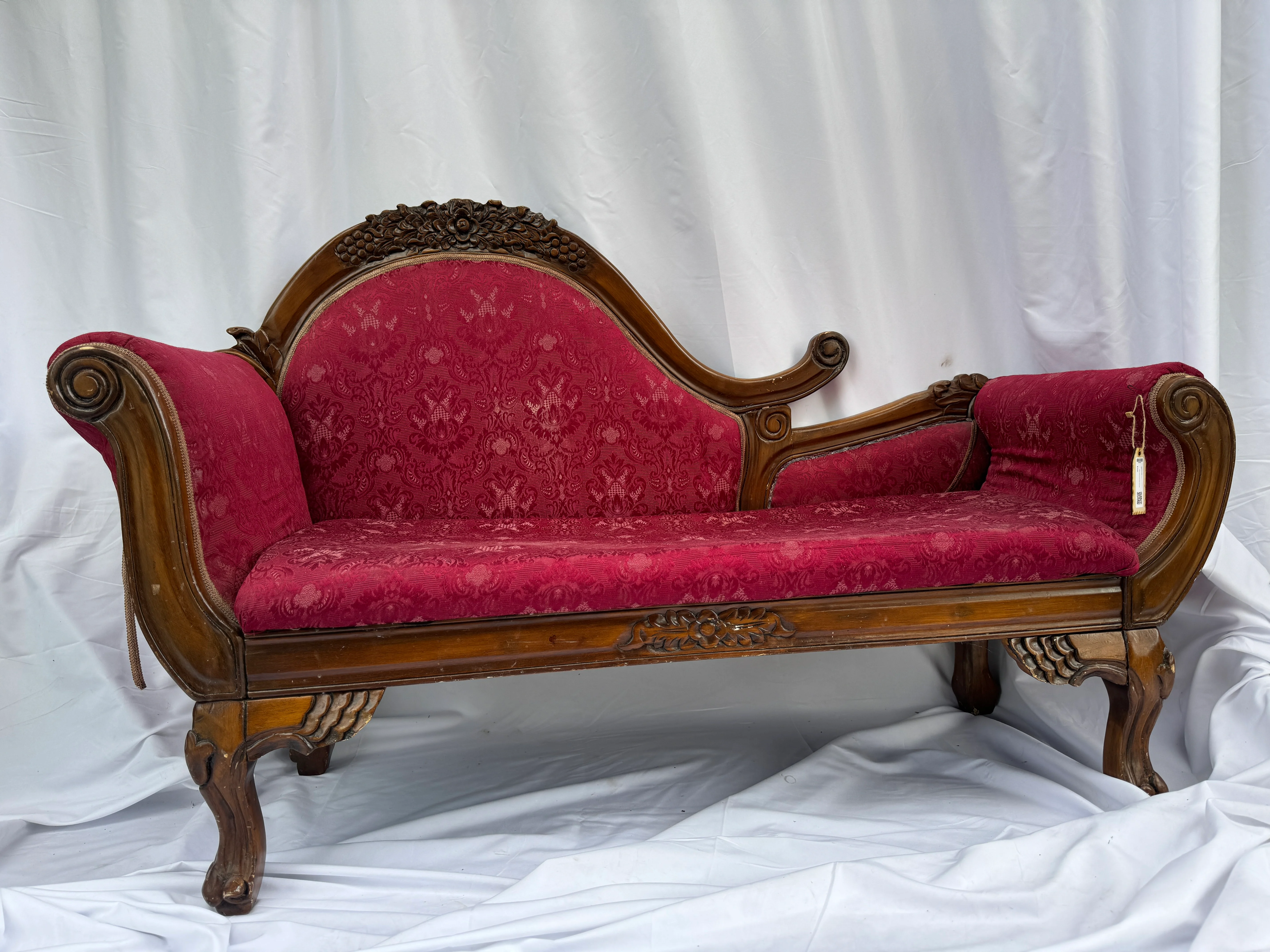 Red Chaise Lounge, Victorian Style - Image 7
