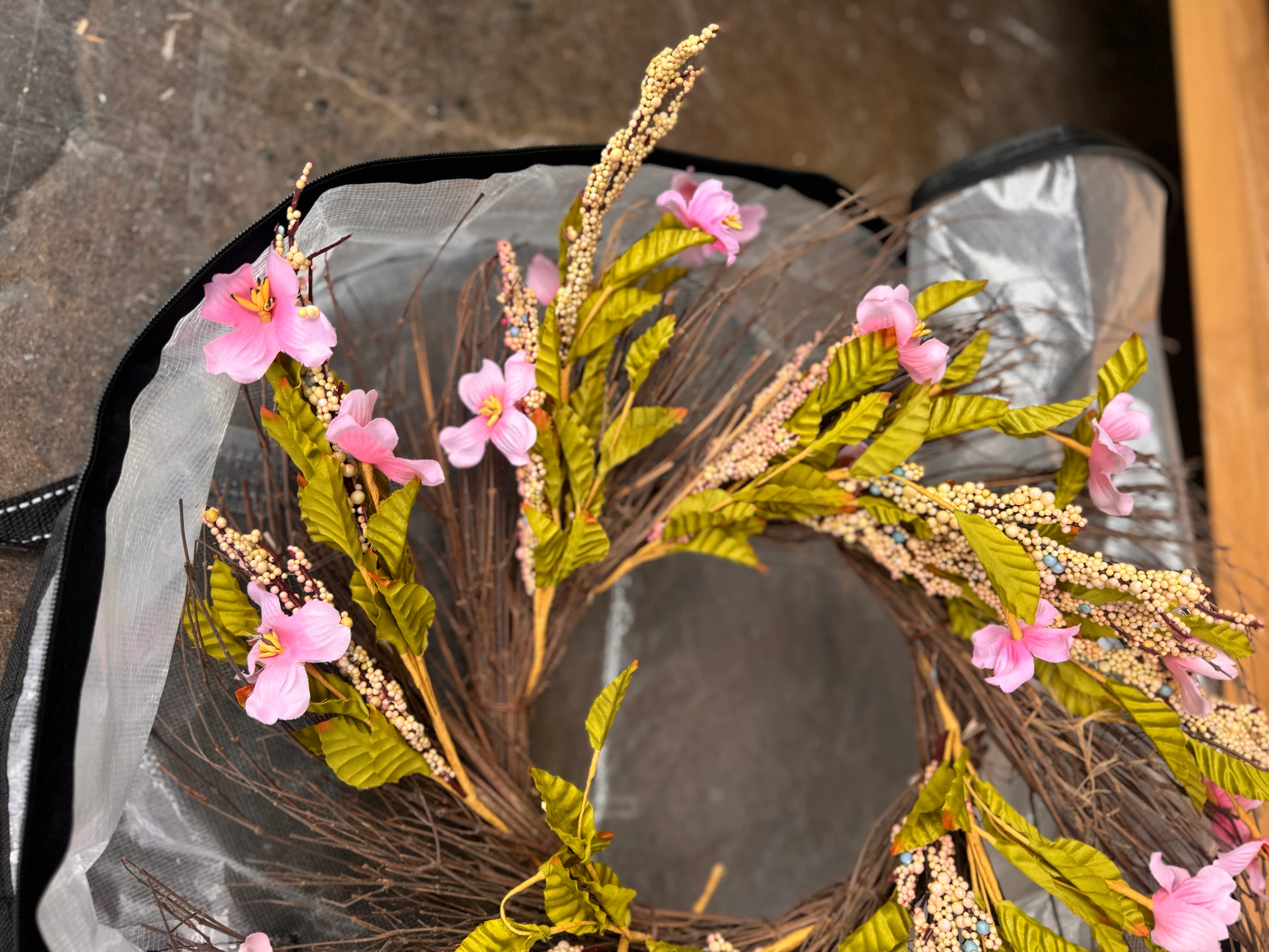 Decorative Flower Wreath - Image 4
