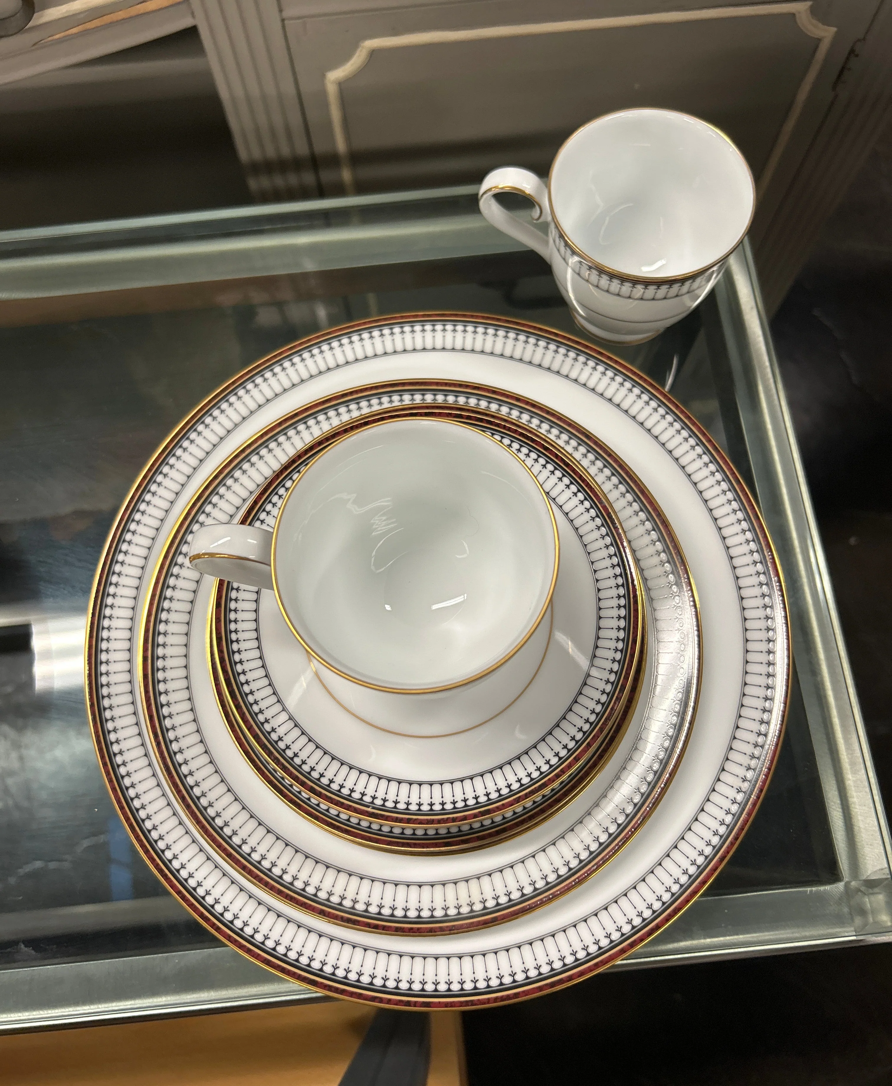 Noritake "Mckenzie" Creamer #4112 - Gold Accents, Place Setting - Image 3