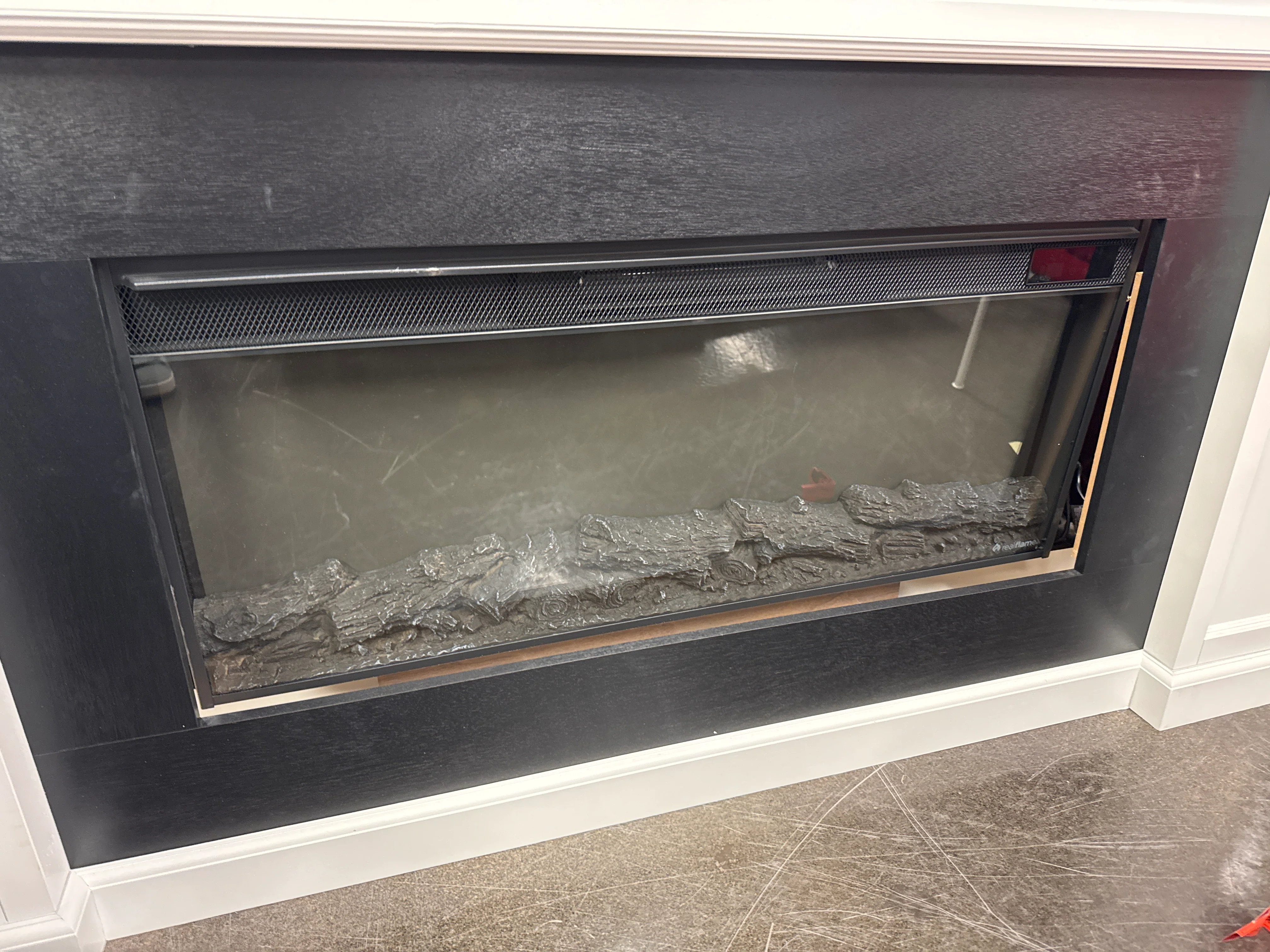 Electric Fire Place with White Mantle - Image 3
