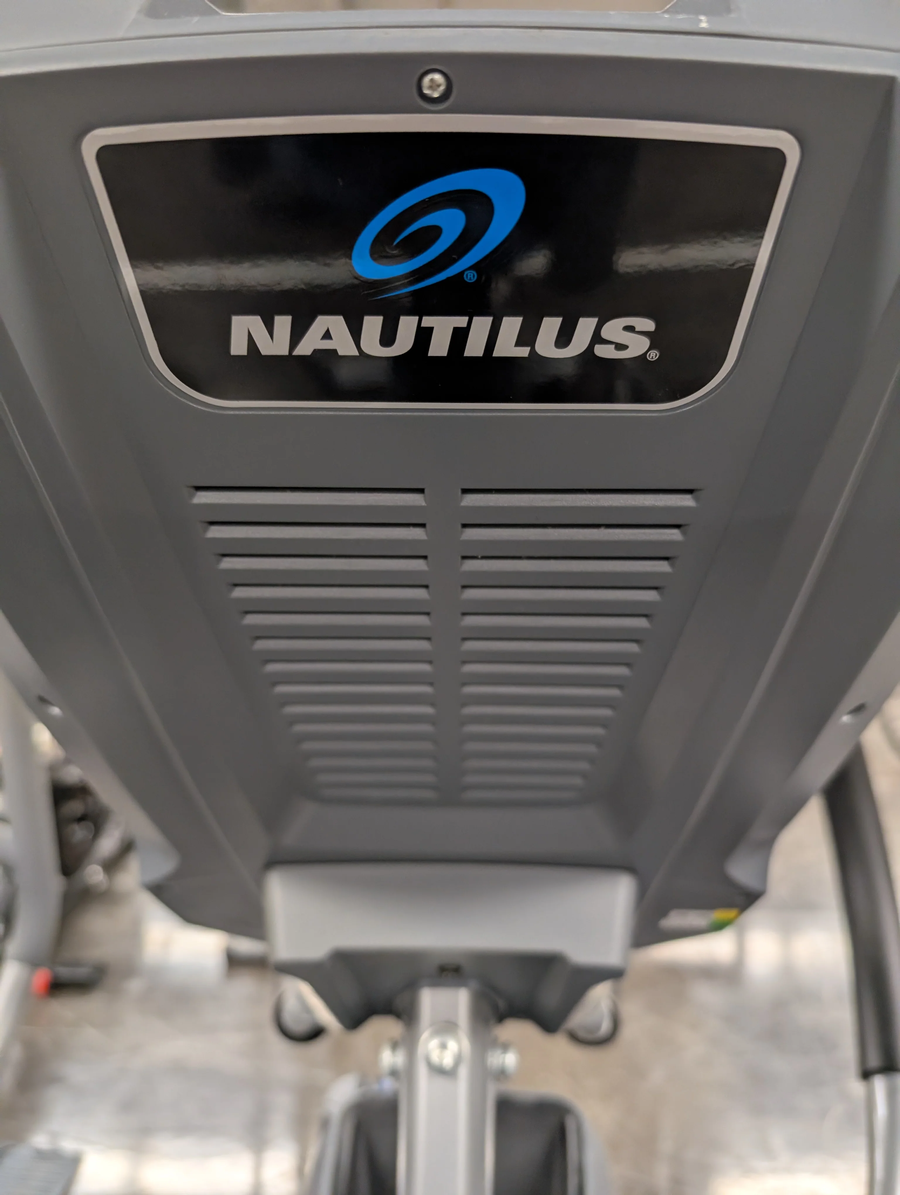 Nautilus Elliptical Trainer with Digital Display - Image 7