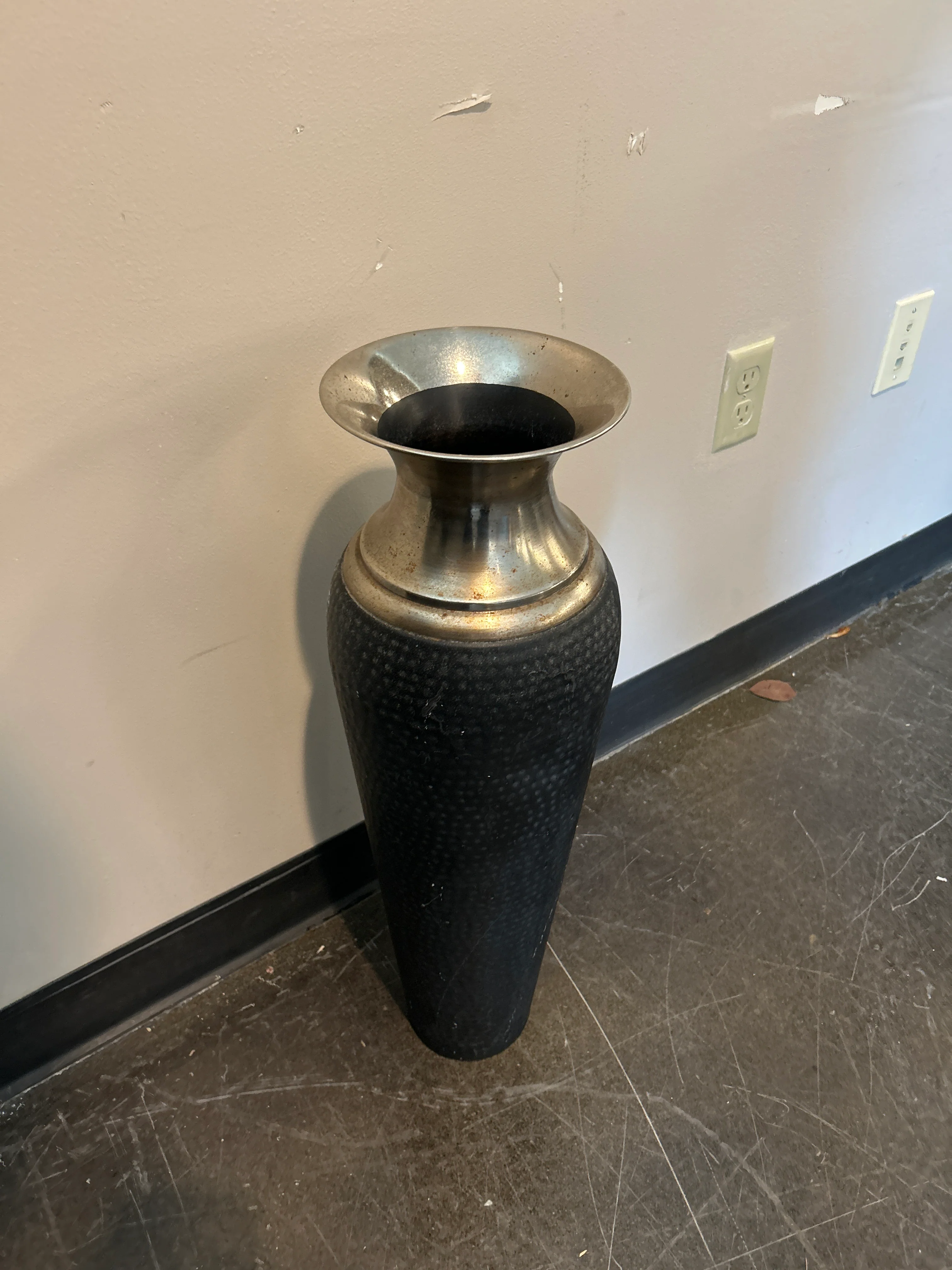Black and Silver Metal Vase - Image 3