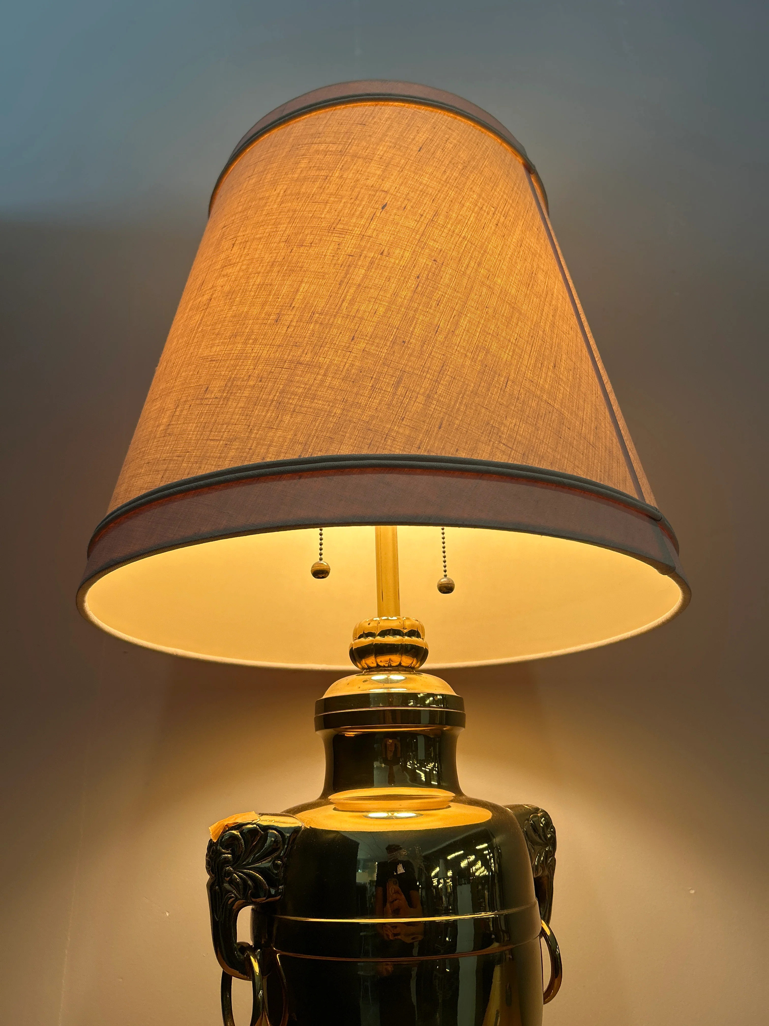 Baker Knapp And Tubbs Brass Table Lamp with Off-White Shade - Image 4