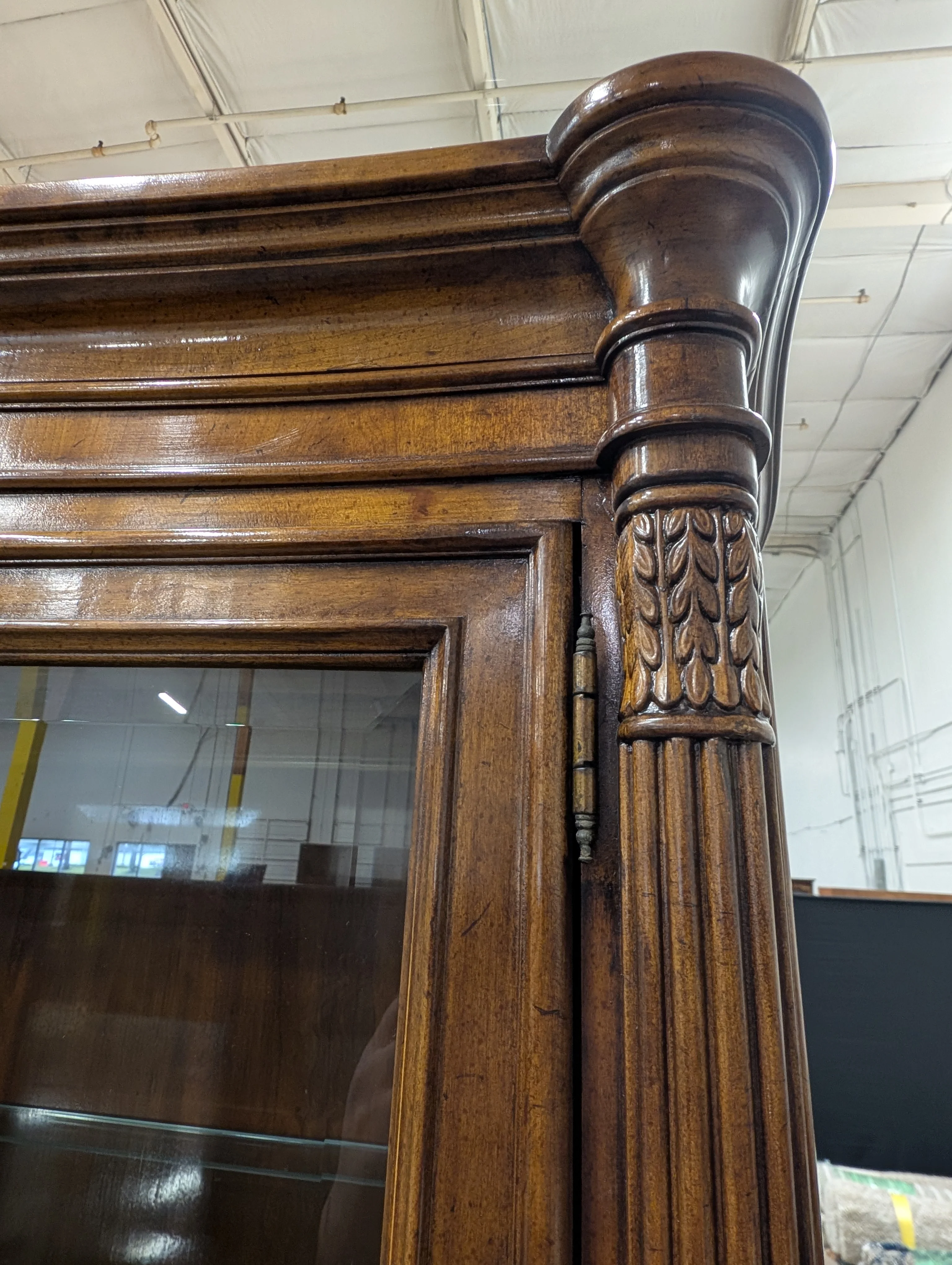 DREXEL Hardwood Curio Cabinet - Image 12