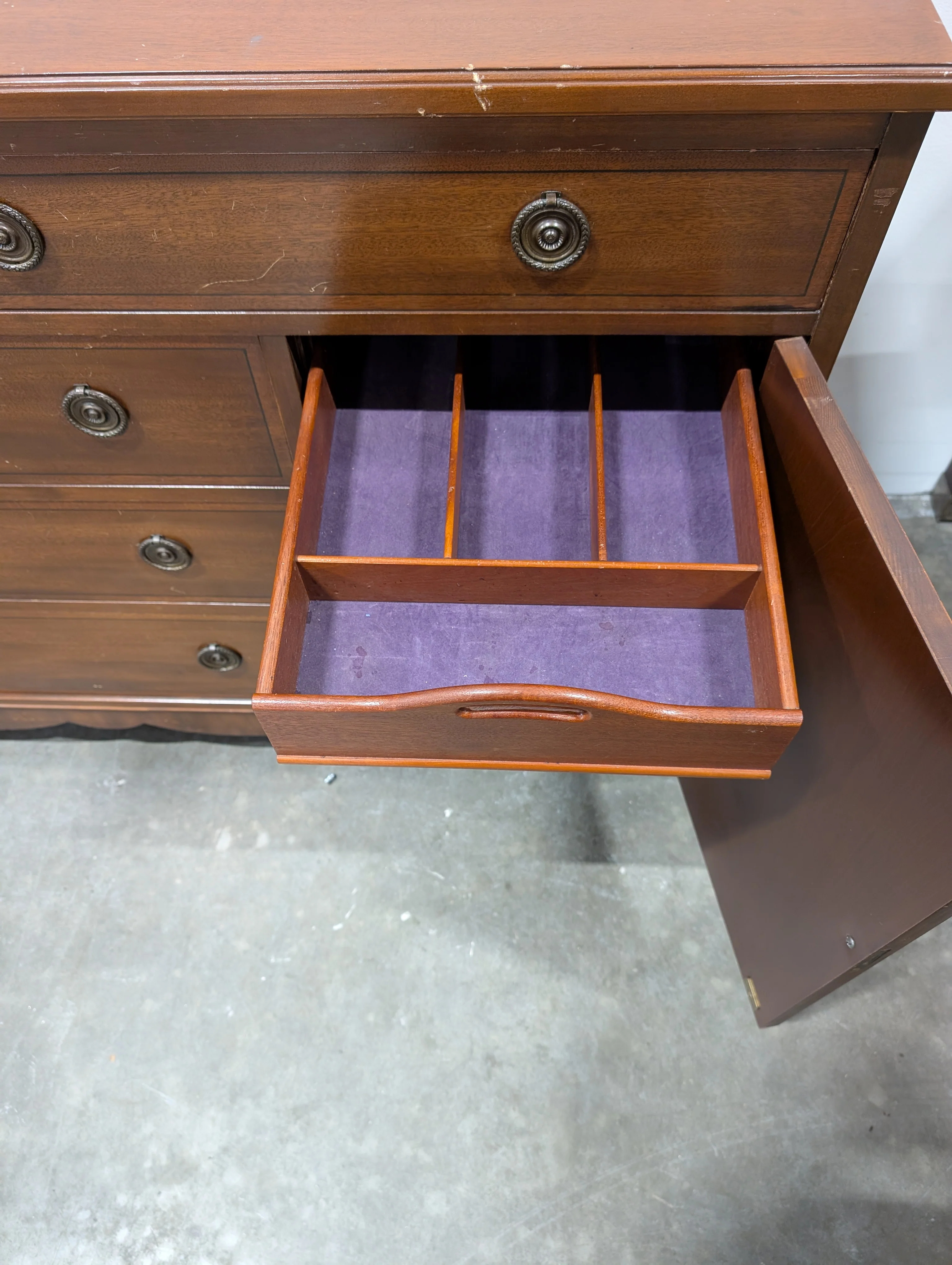 Hardwood Dexter Fine Furniture Sideboard - Image 6
