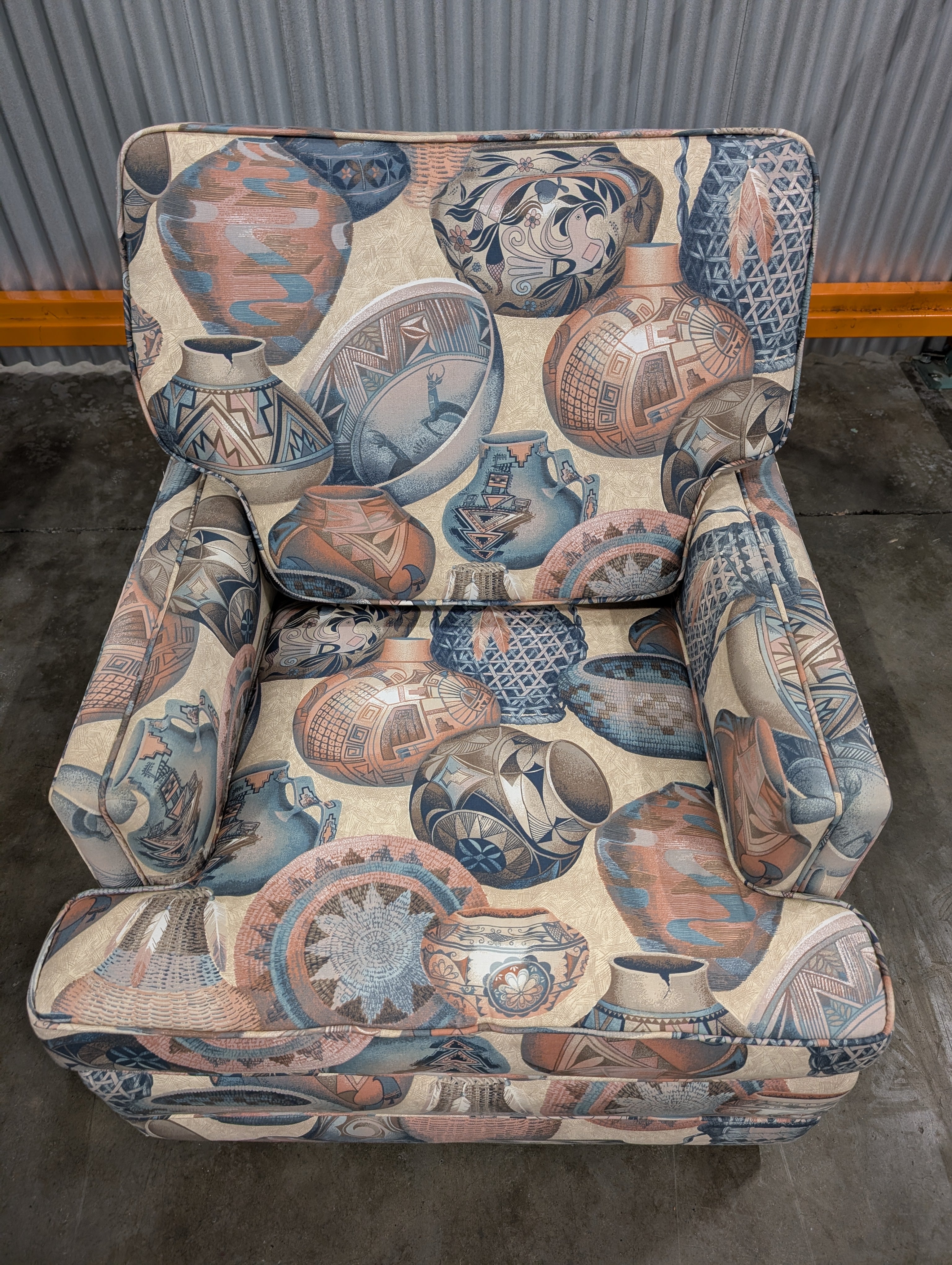 Southwestern-style pottery Print Armchair - Image 2