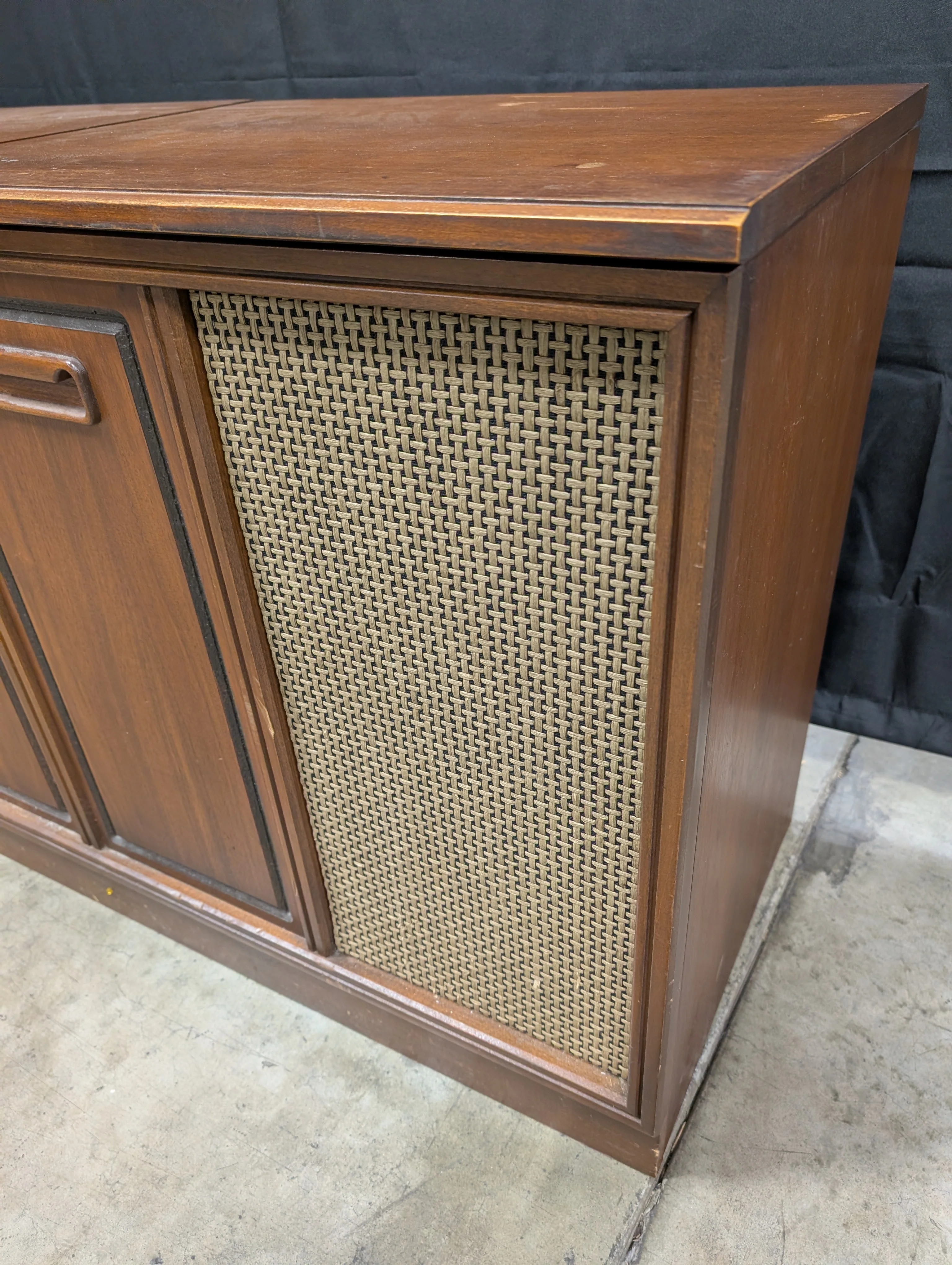 Mid-Century Modern Hardwood Stereo Console - Image 10