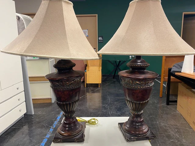 Antique-Style Anthony Table Lamp with Beige Lampshade - Image 4