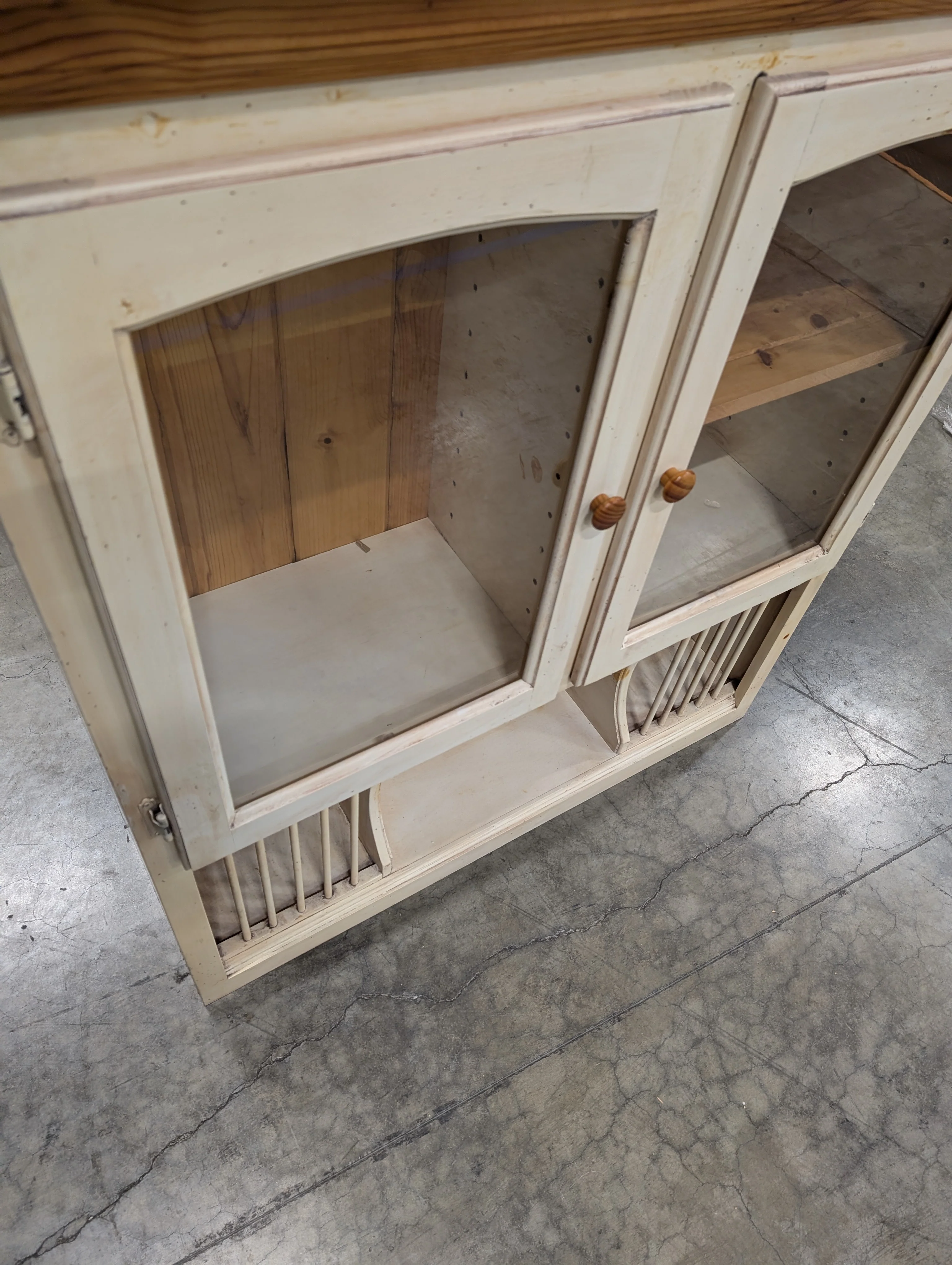 Rustic Farmhouse-Style Pine Top - Image 3