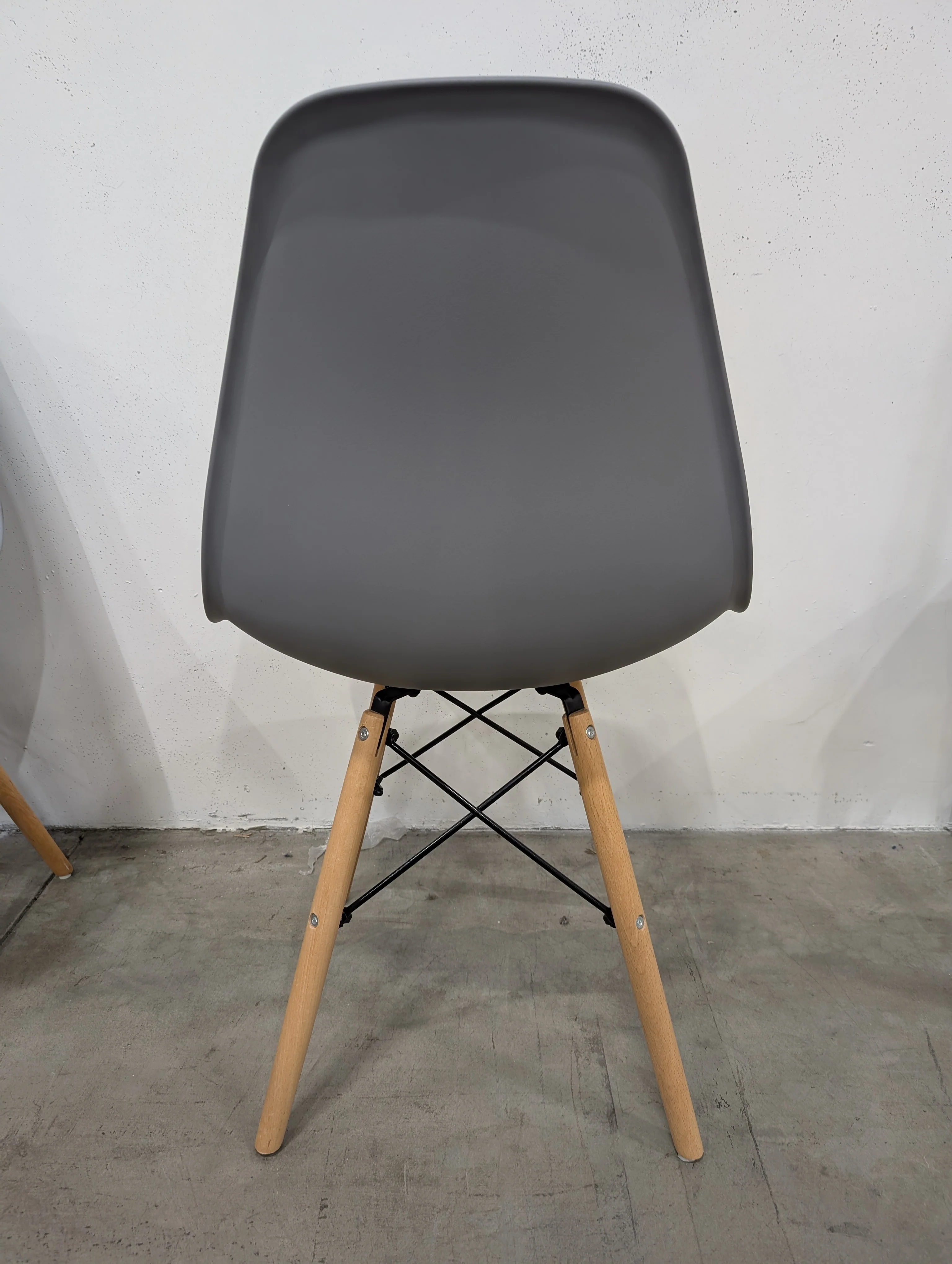 Modern Light Gray Plastic Dining Chair with Wooden Legs - Image 3