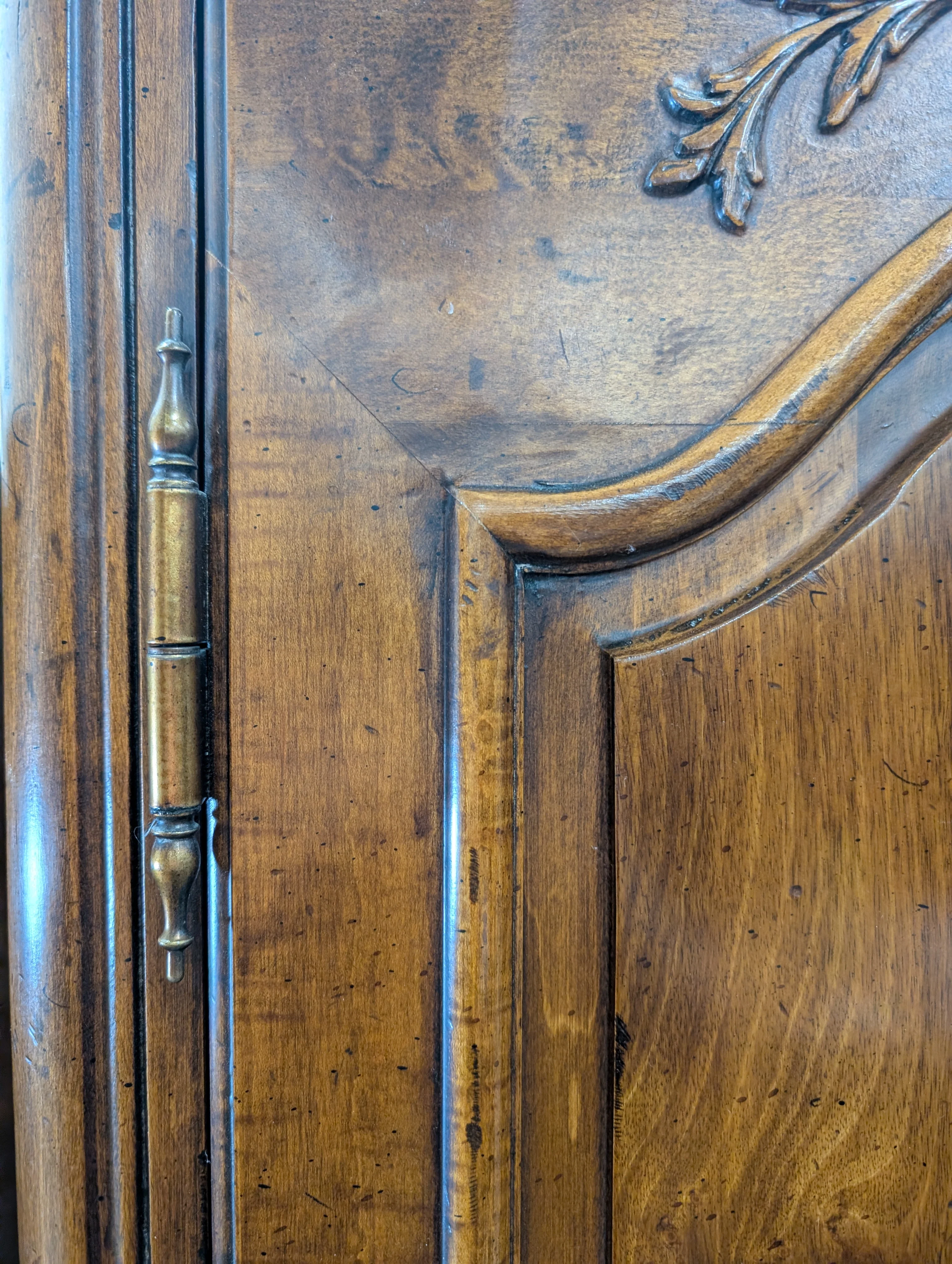 Henredon 2-Door Armoire: Rich Hardwood Wardrobe - Image 10