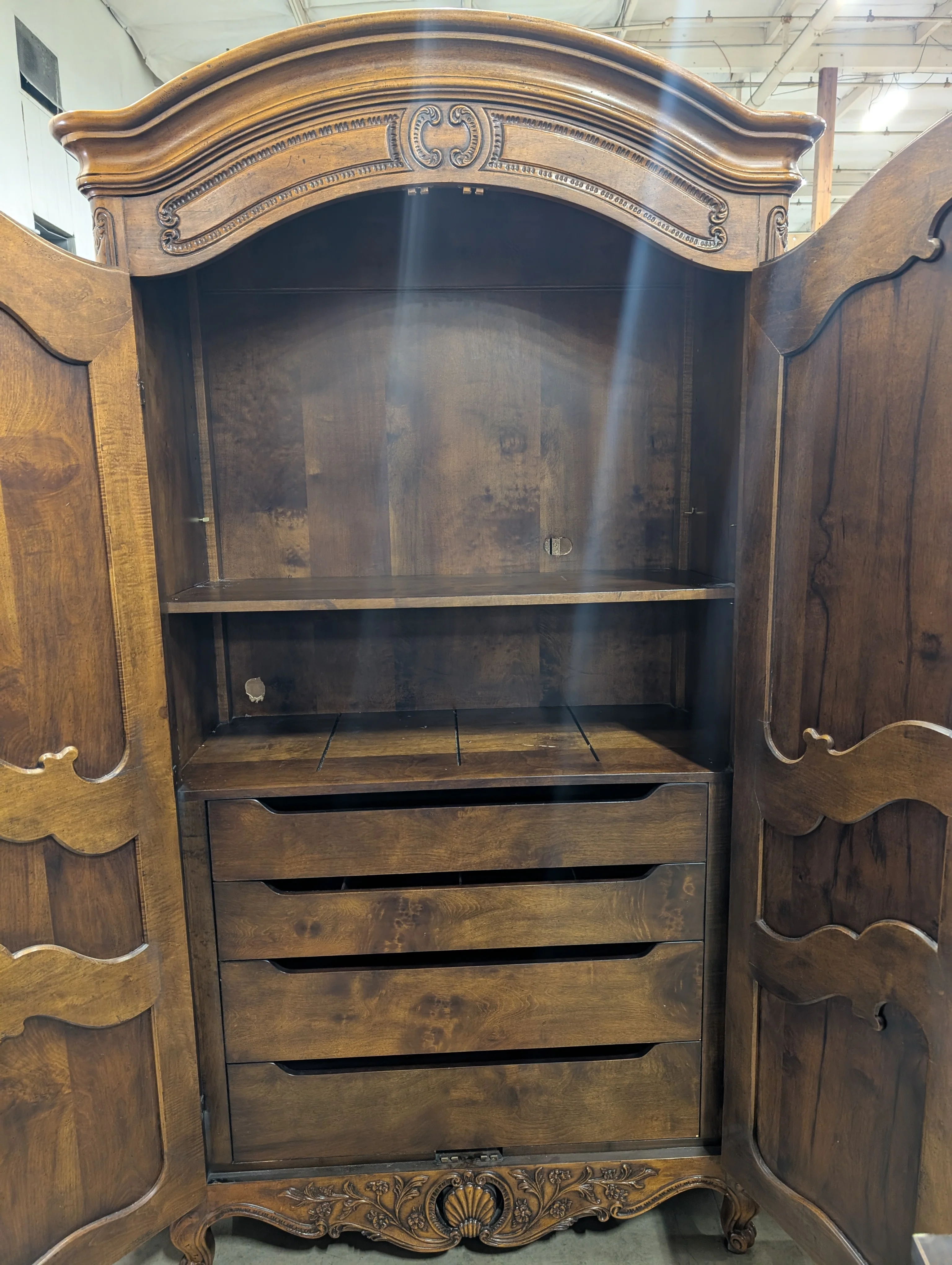 Henredon 2-Door Armoire: Rich Hardwood Wardrobe - Image 5