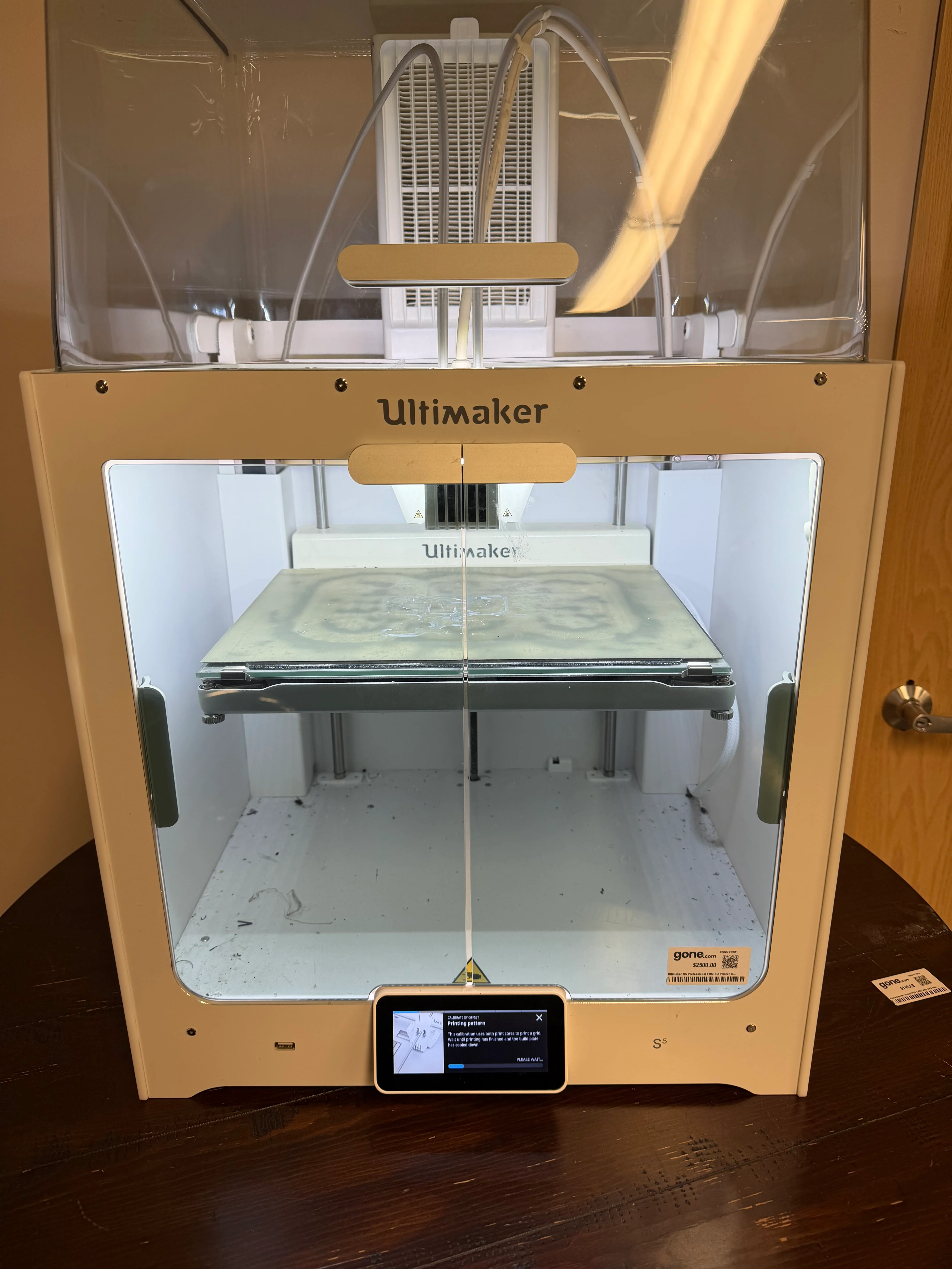 Ultimaker S5 R1 3D Printer with Air Manager & BuildTak FlexPlate System - Image 4