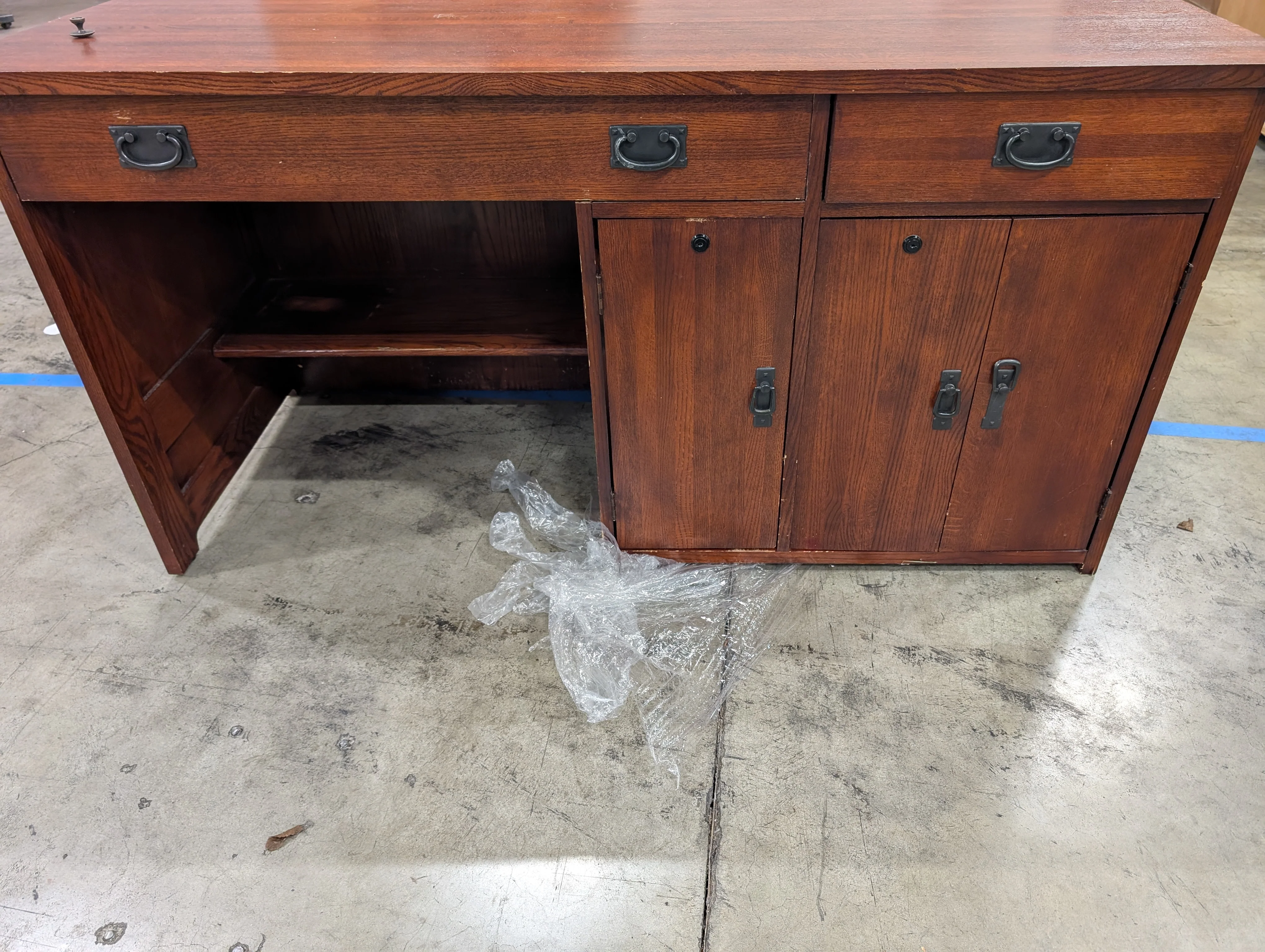 Sturdy Wood Craftsman Style Desk with Integrated Hutch and Storage - Image 3