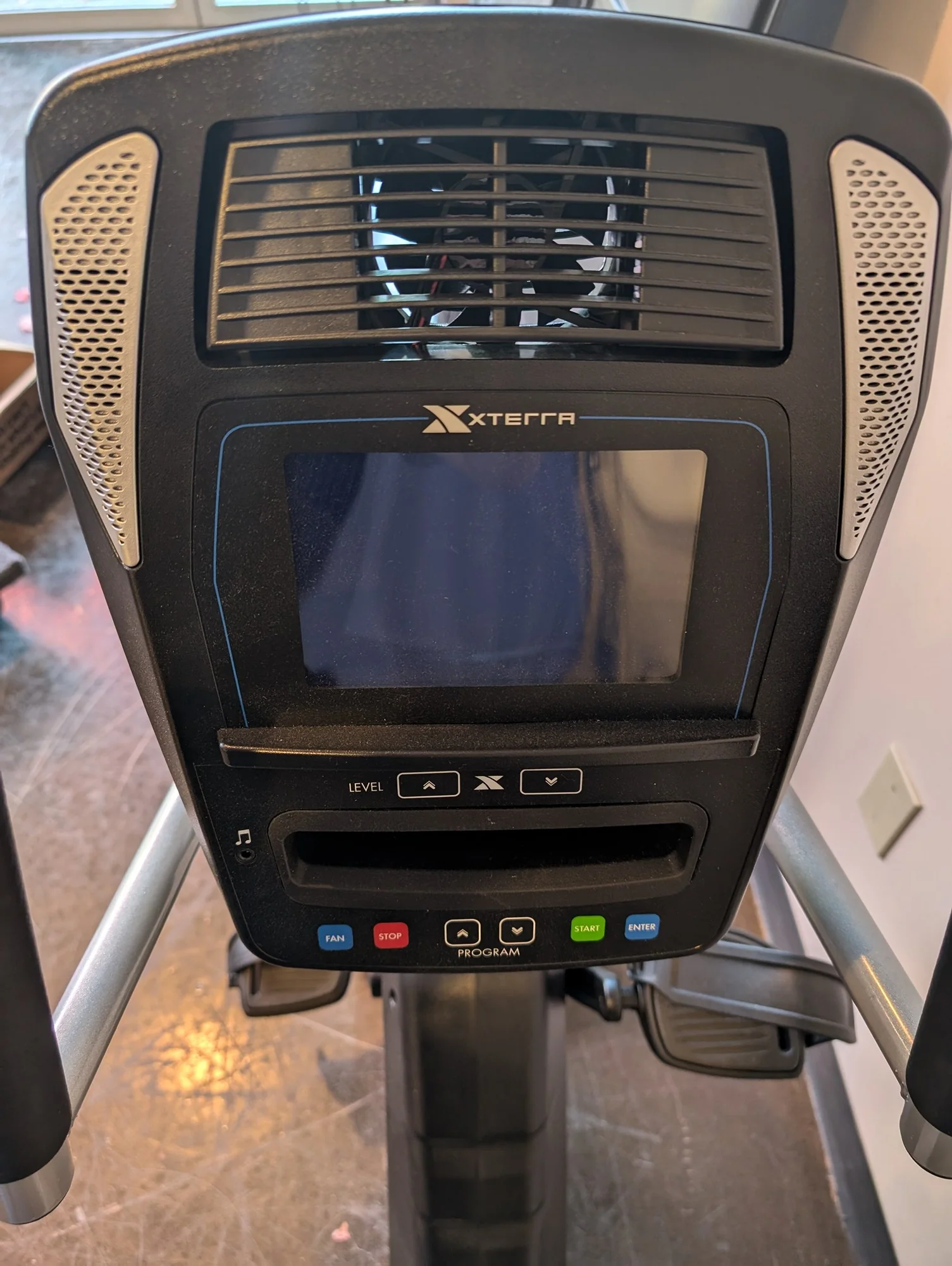 XTERRA SB550 Fitness Recumbent Bike - Image 3