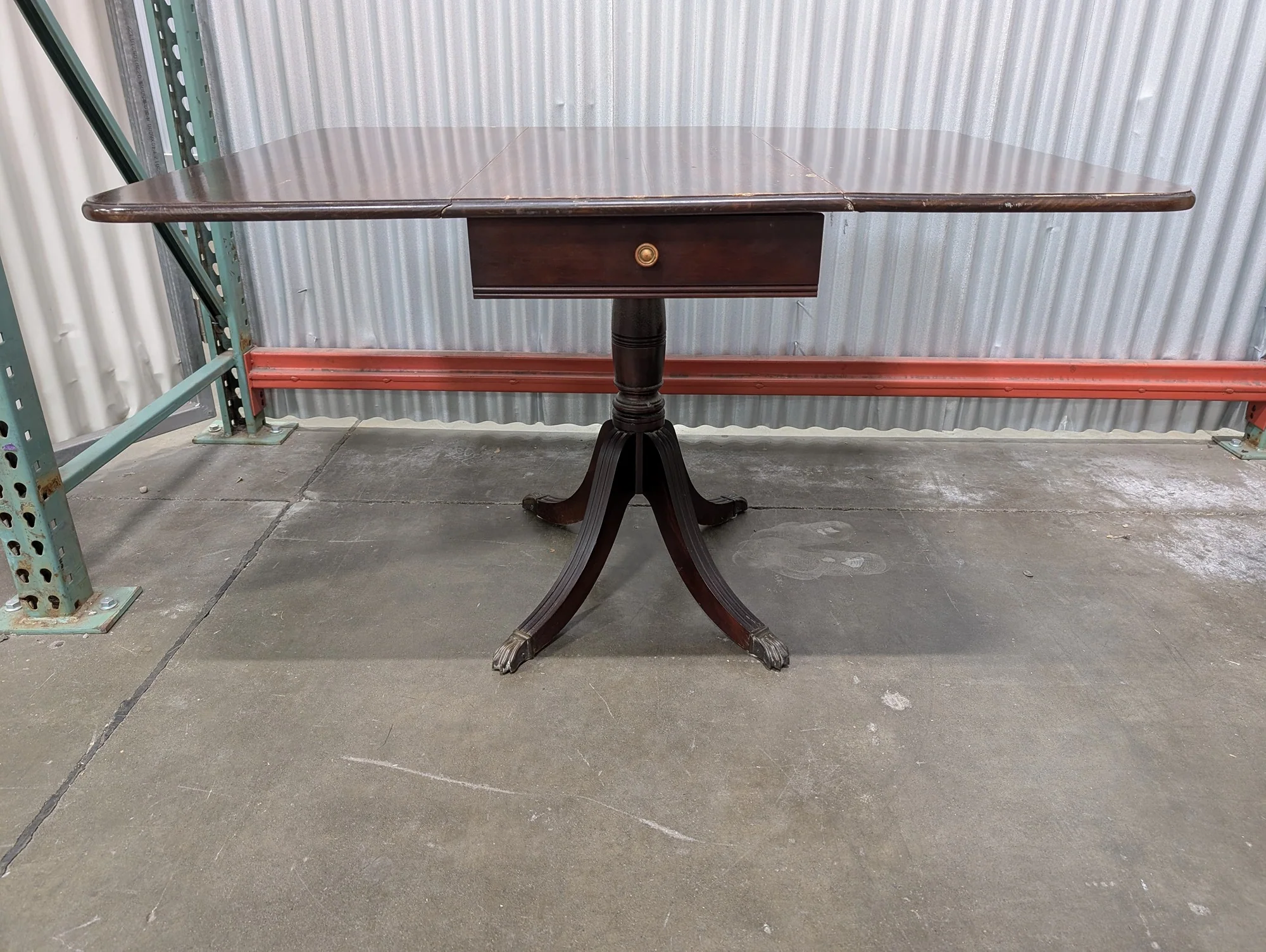 Brandt Traditional Mahogany Drop Leaf Pedestal Table - Image 3