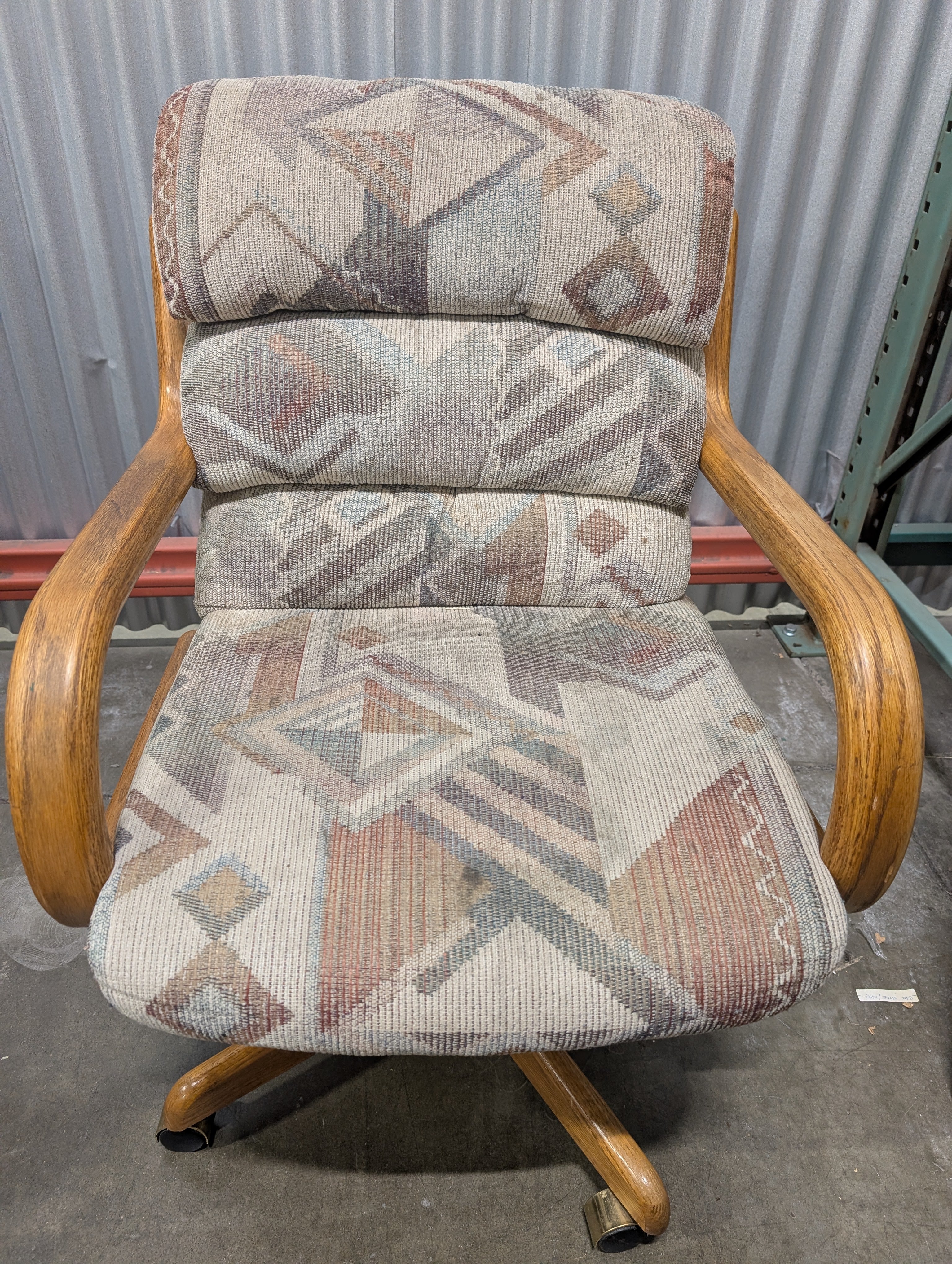 Retro Geometric Upholstered Office Chair with Curved Wooden Arms - Image 6