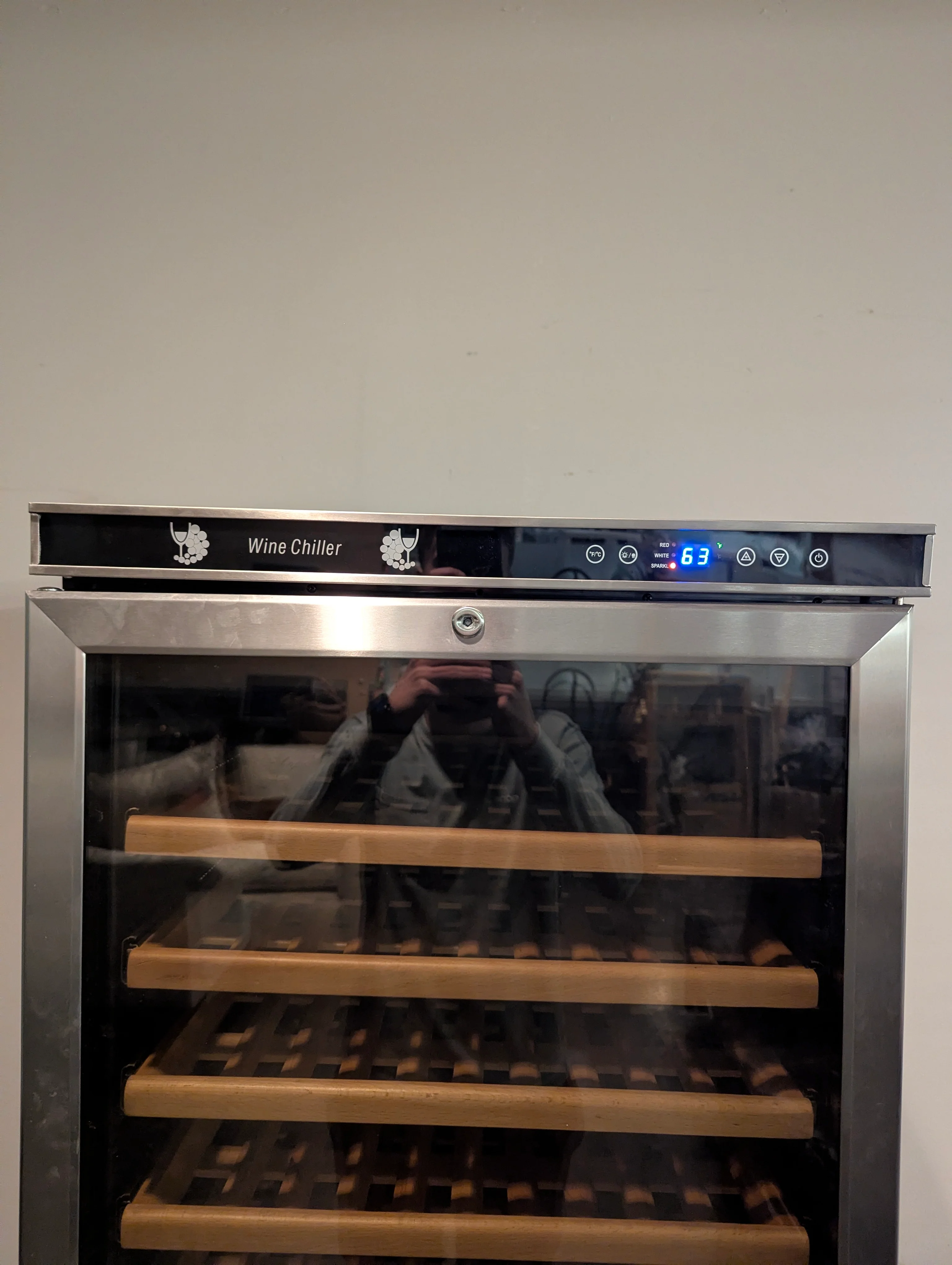 Avanti Wine Chiller Brand Compact Beverage Cooler with Glass Door - For Cost, Delivery Available - Image 4