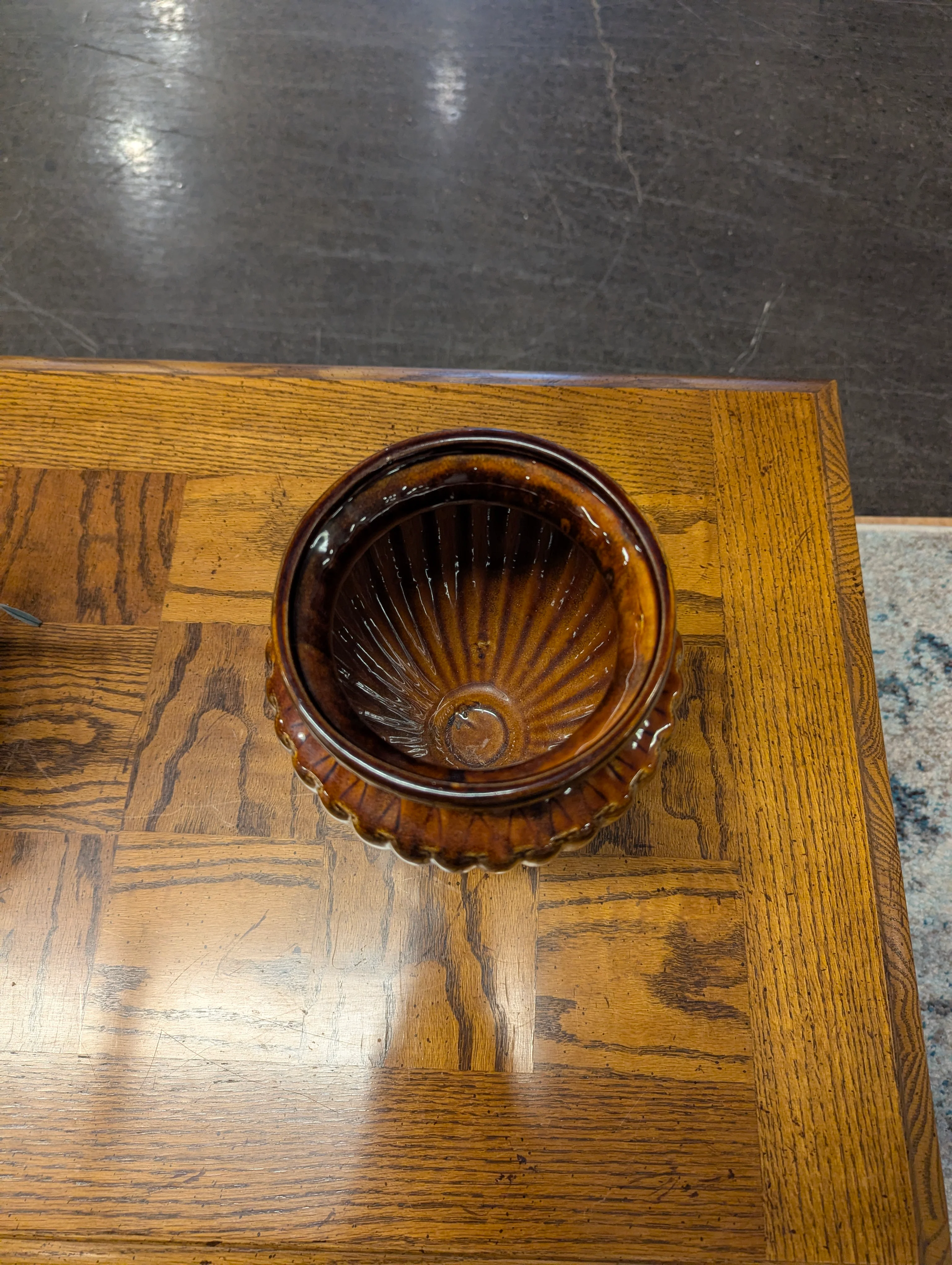 Vintage Ribbed Amber Glazed Ceramic Urn Vase - Image 4