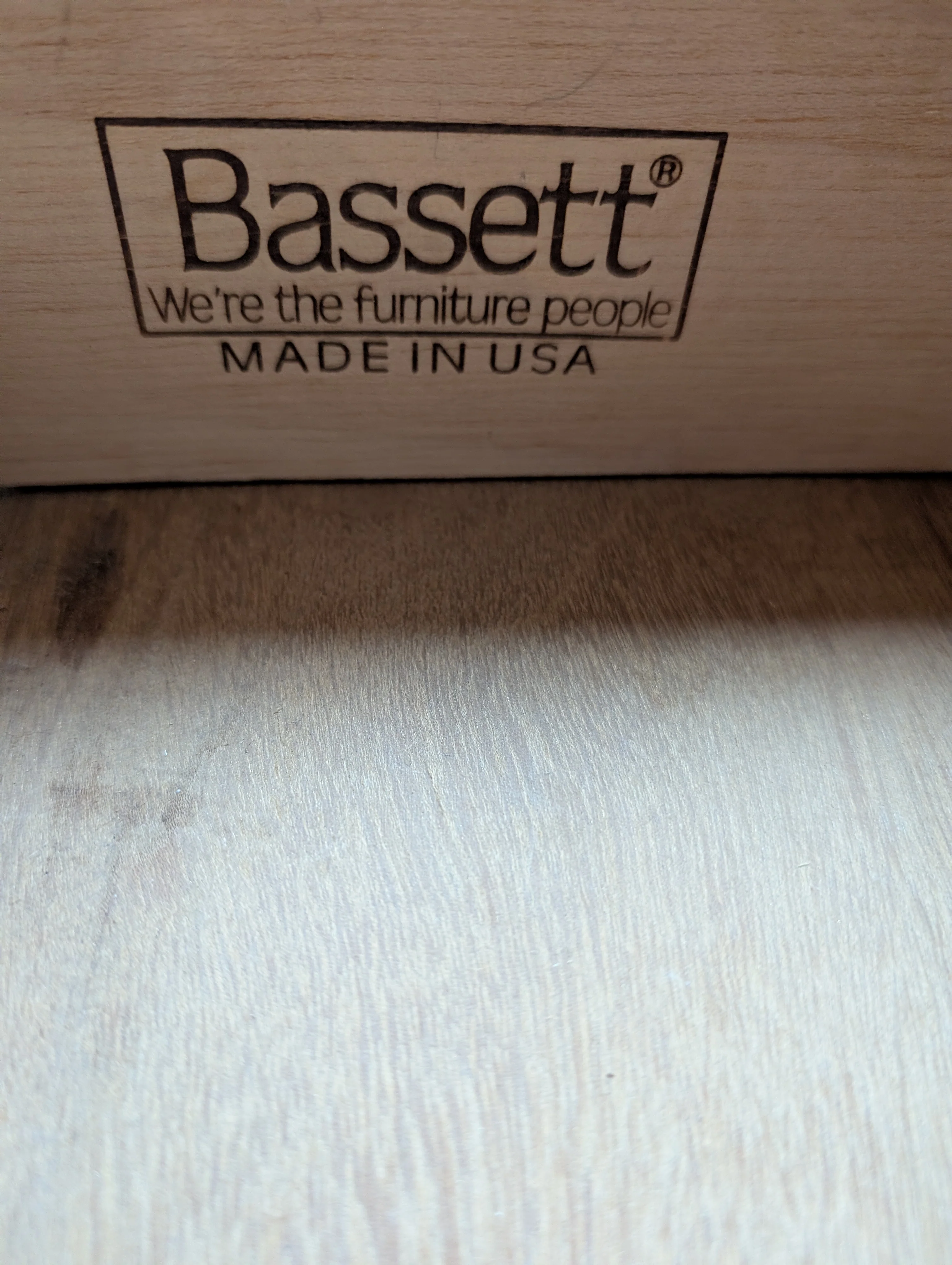 Sturdy Mission Style Oak Wood Bassett Chest of Drawers - Image 9