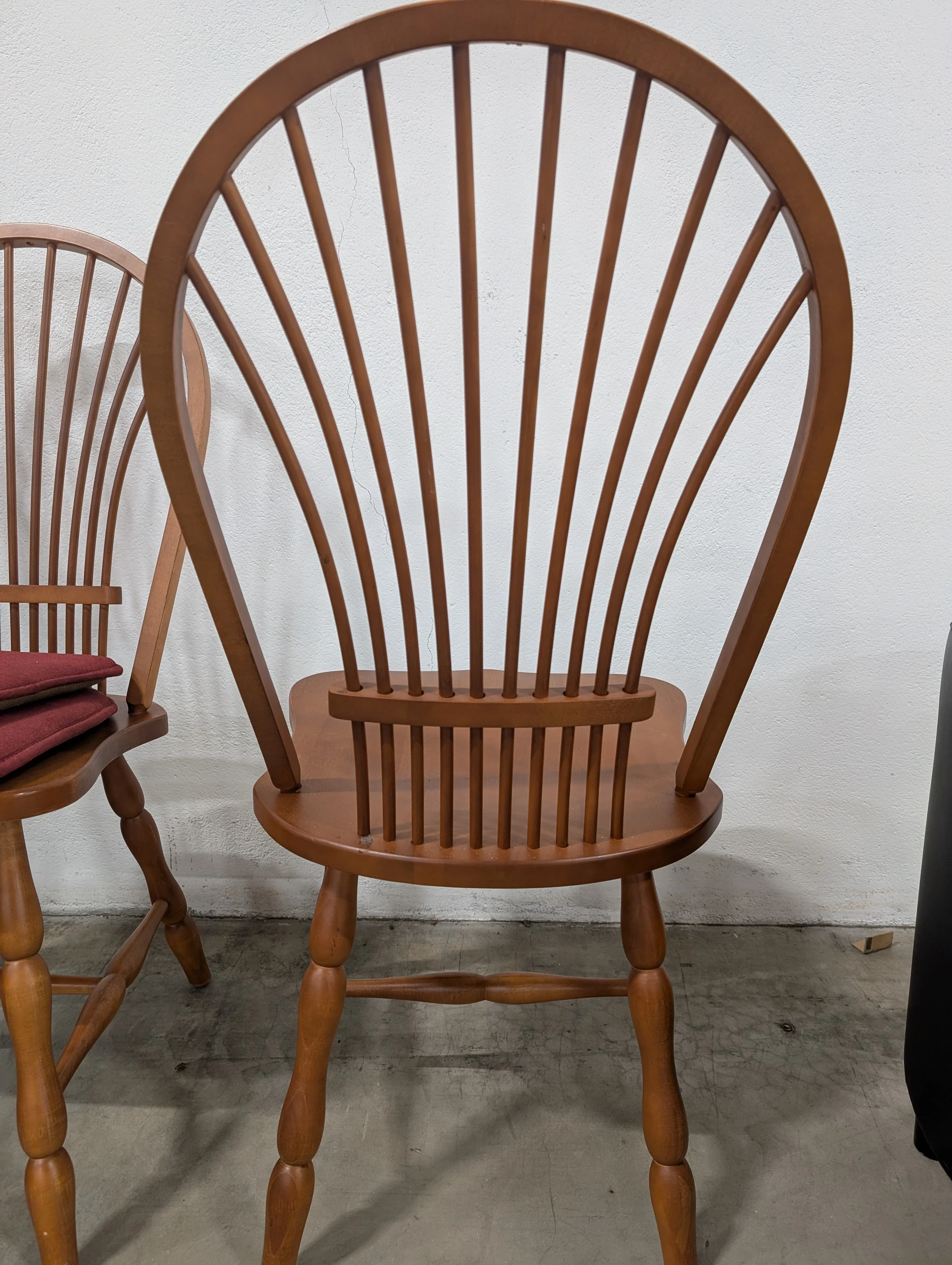 Set of six - Classic Windsor Style Wooden Dining Chairs - Image 4