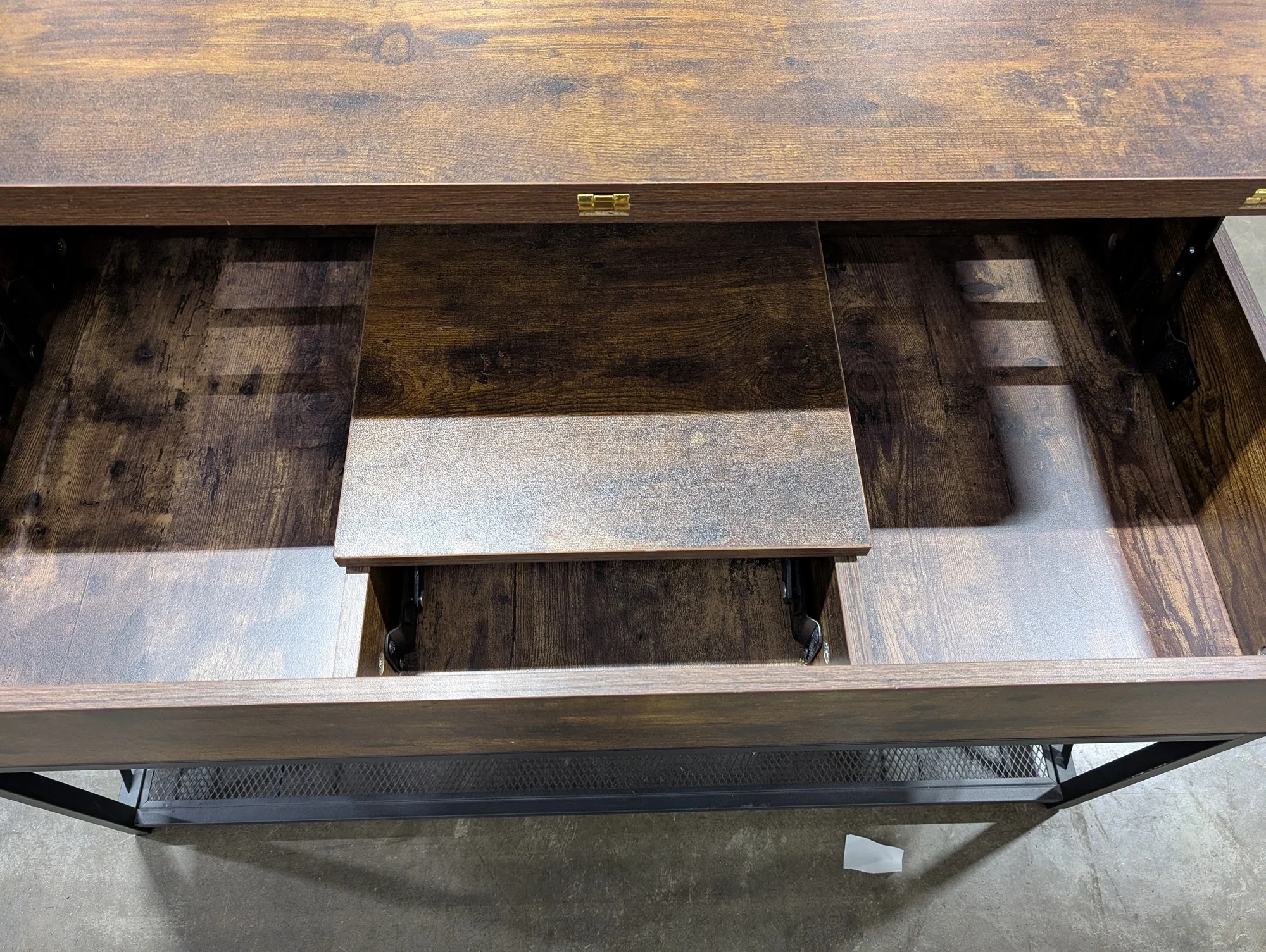 Industrial Style Lift-Top Coffee Table with Storage and Mesh Shelf - Image 5