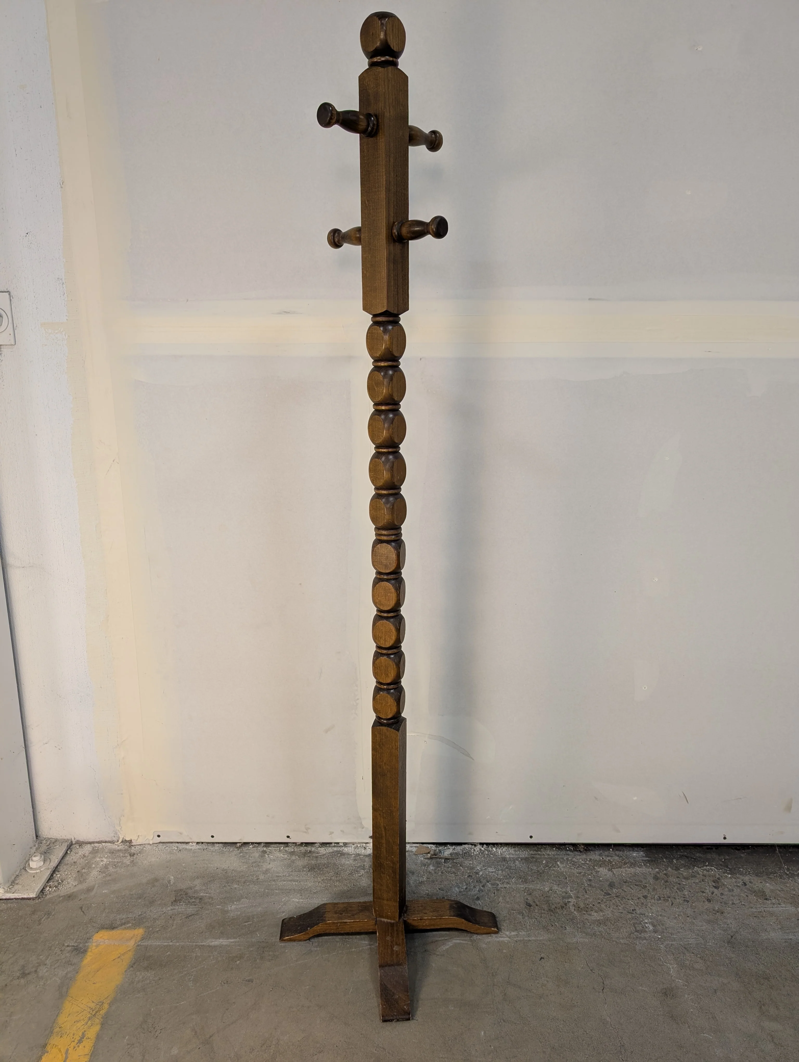 Vintage Turned Hardwood Coat Rack Hall Tree - Image 4