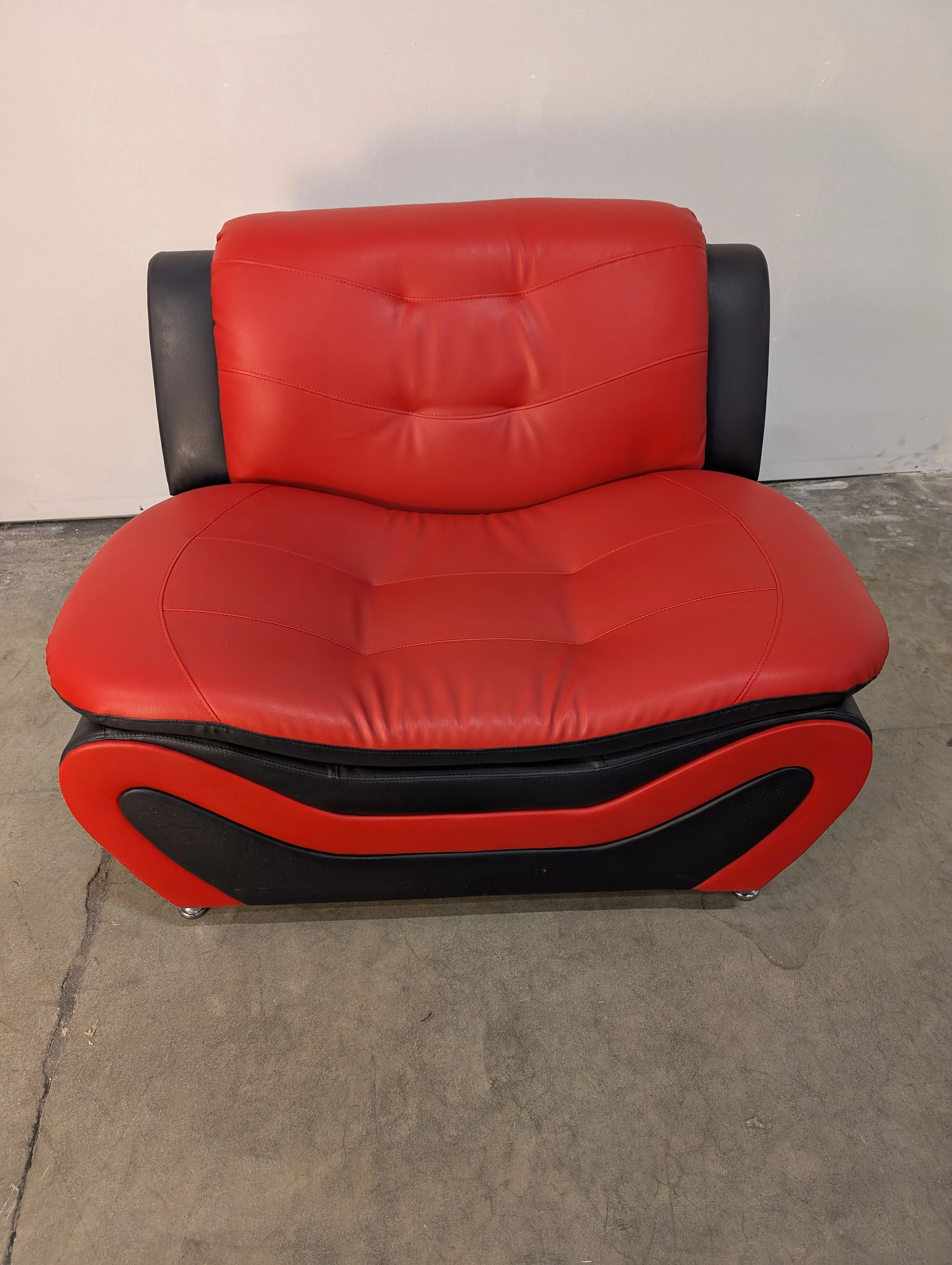 Vibrant Red and Black Lounge Armchair, Modern Two-Tone Seating