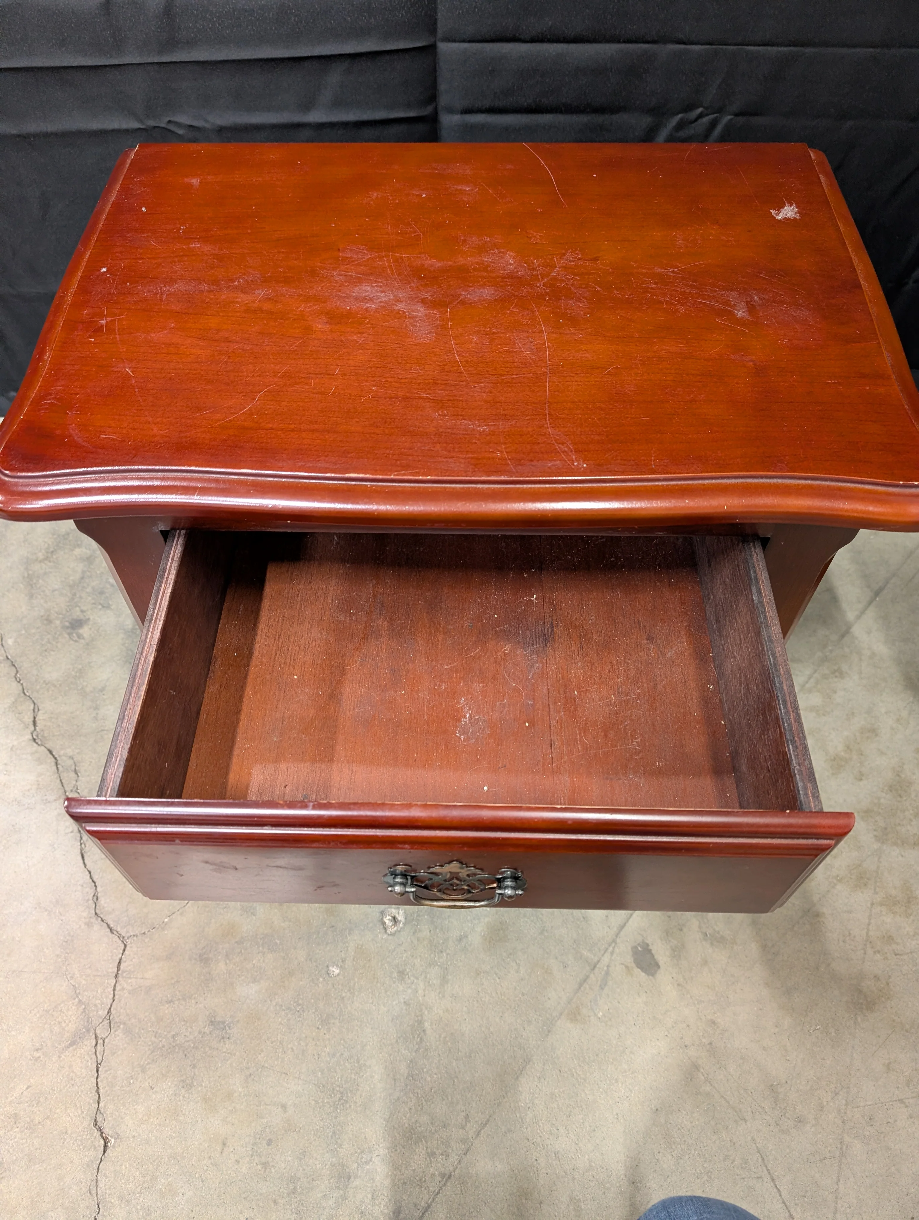 Cherry Finish Wood Nightstand with Three Storage Drawers - Image 4