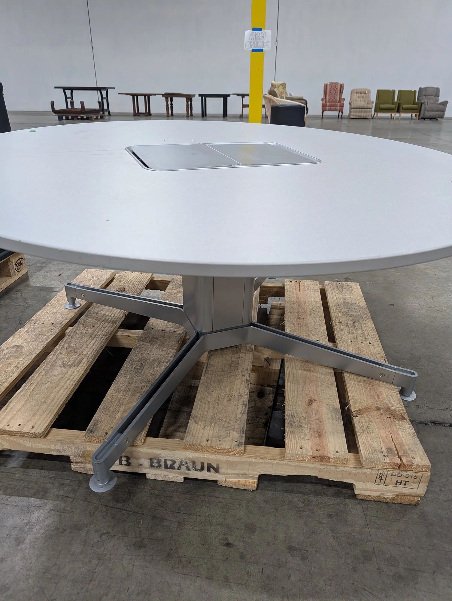 Steelcase Round Conference Table with Integrated Power Module - Image 2