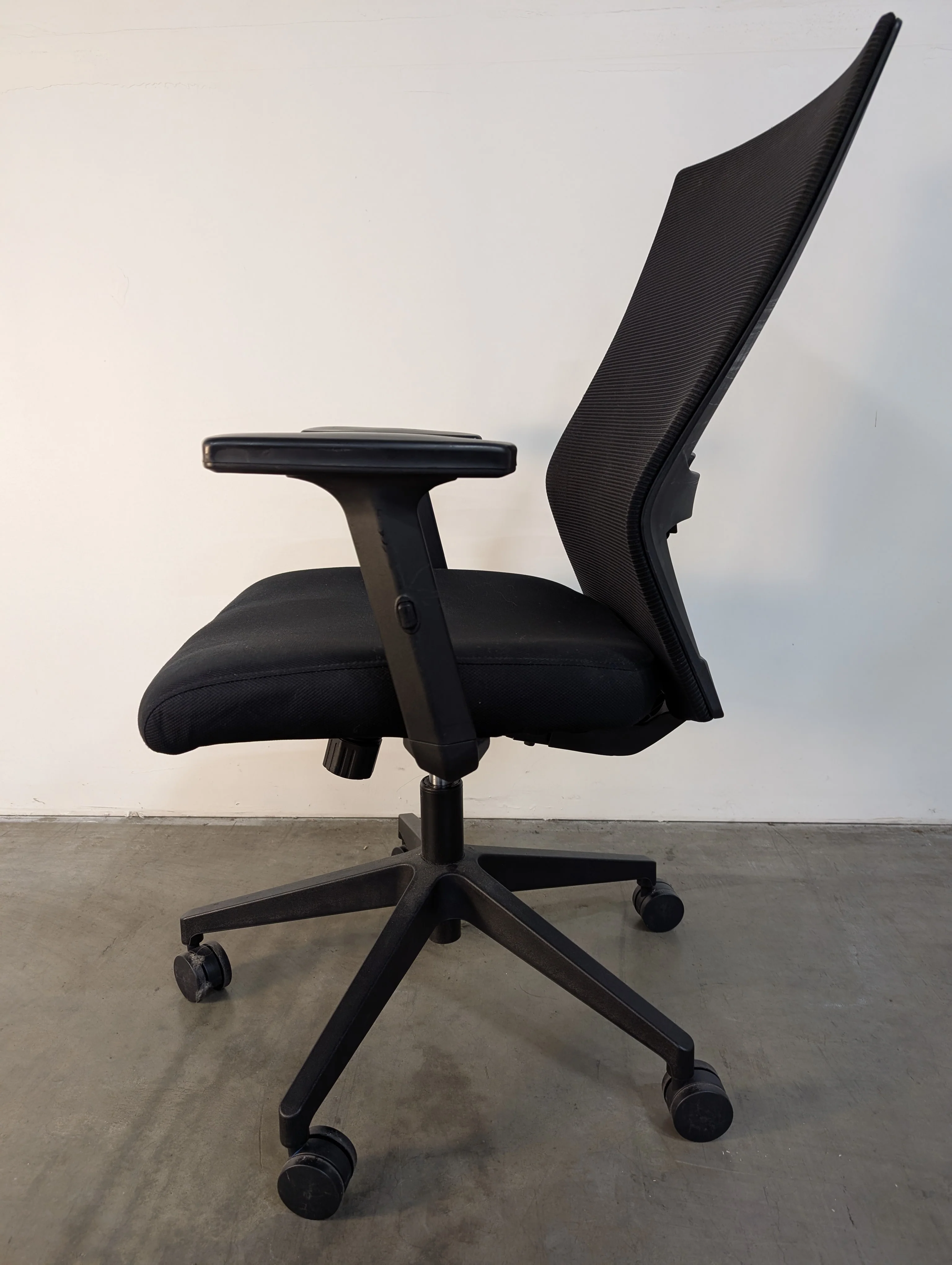 Iconic WeWork Office Chair - Image 3