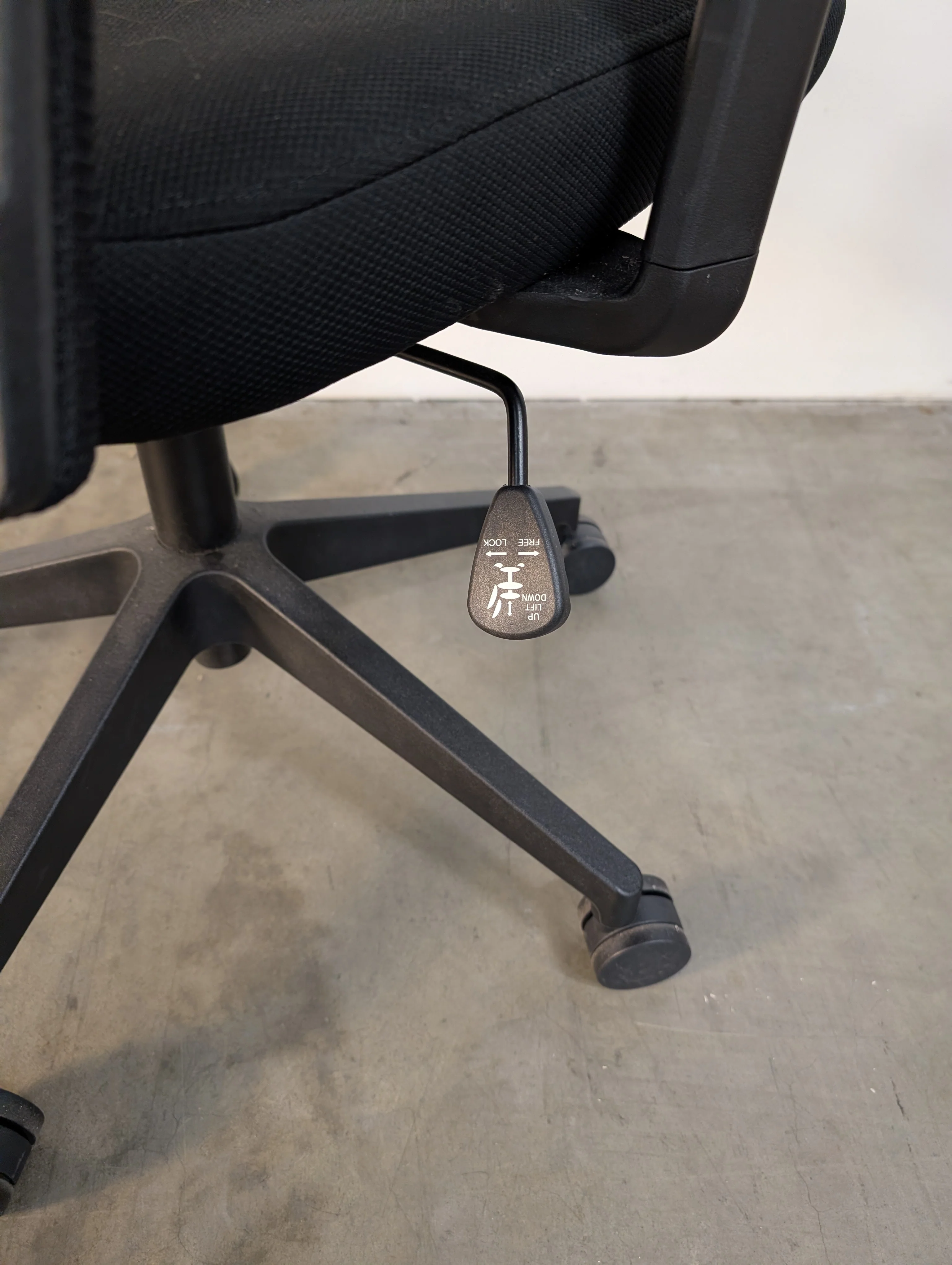 Iconic WeWork Office Chair - Image 5