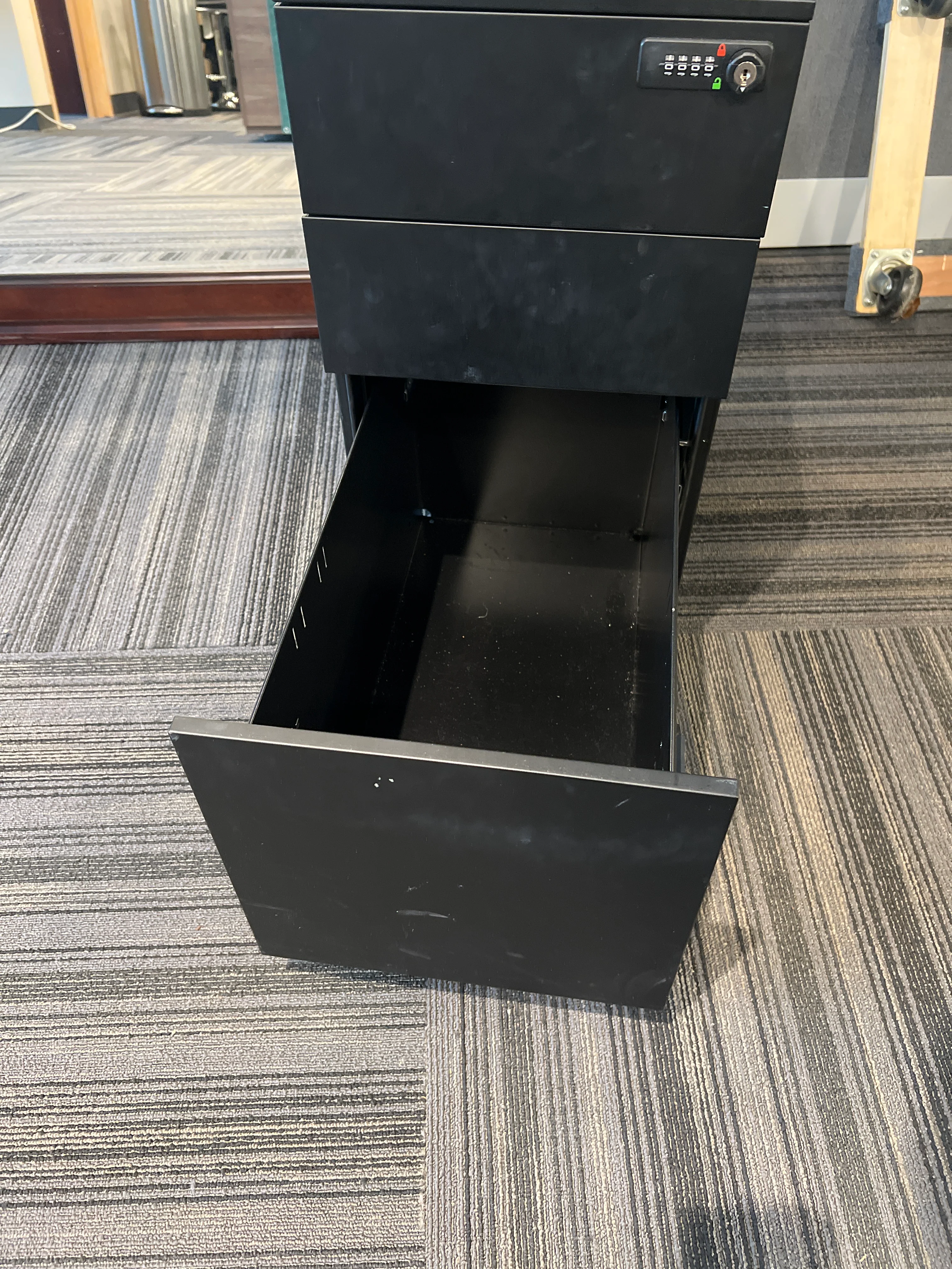 Modern Black Metal 3-Drawer Mobile Filing Cabinet - Image 5