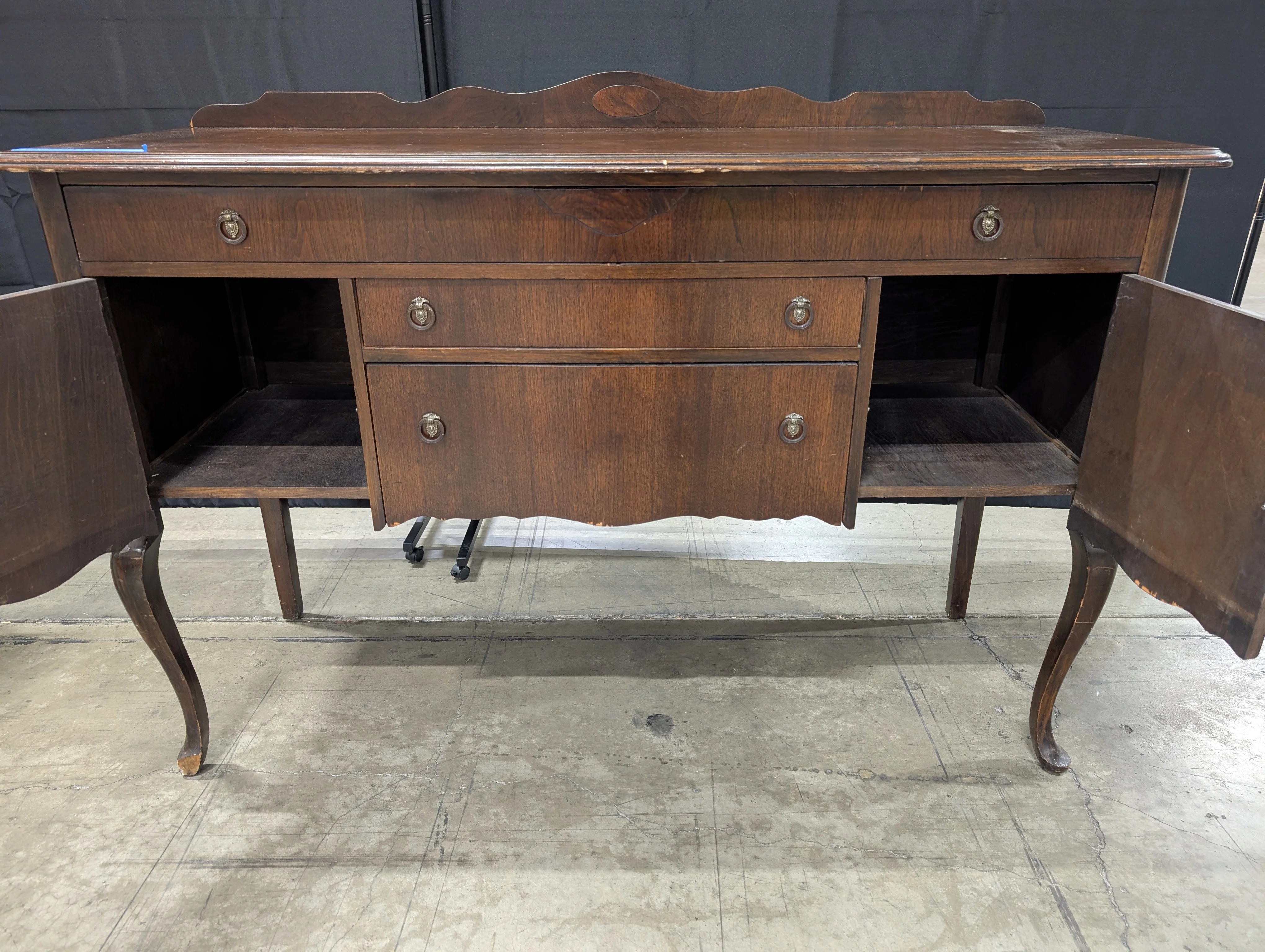 Traditional Dark Wood Buffet Cabinet with Scalloped Back - Image 6