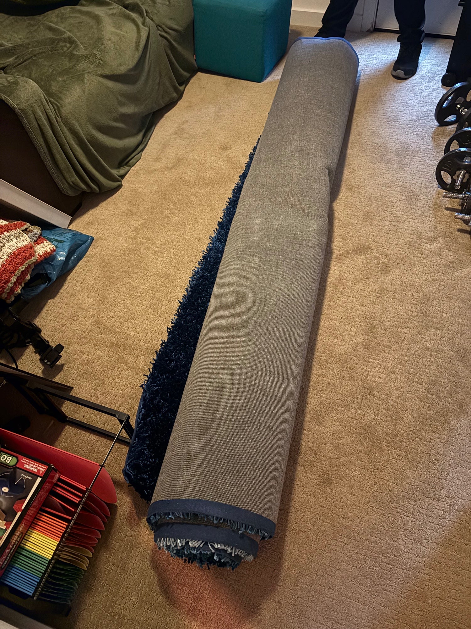 Dalyn Spectrum Gradient Blue Shag Rug - 8' x 10' - Image 6