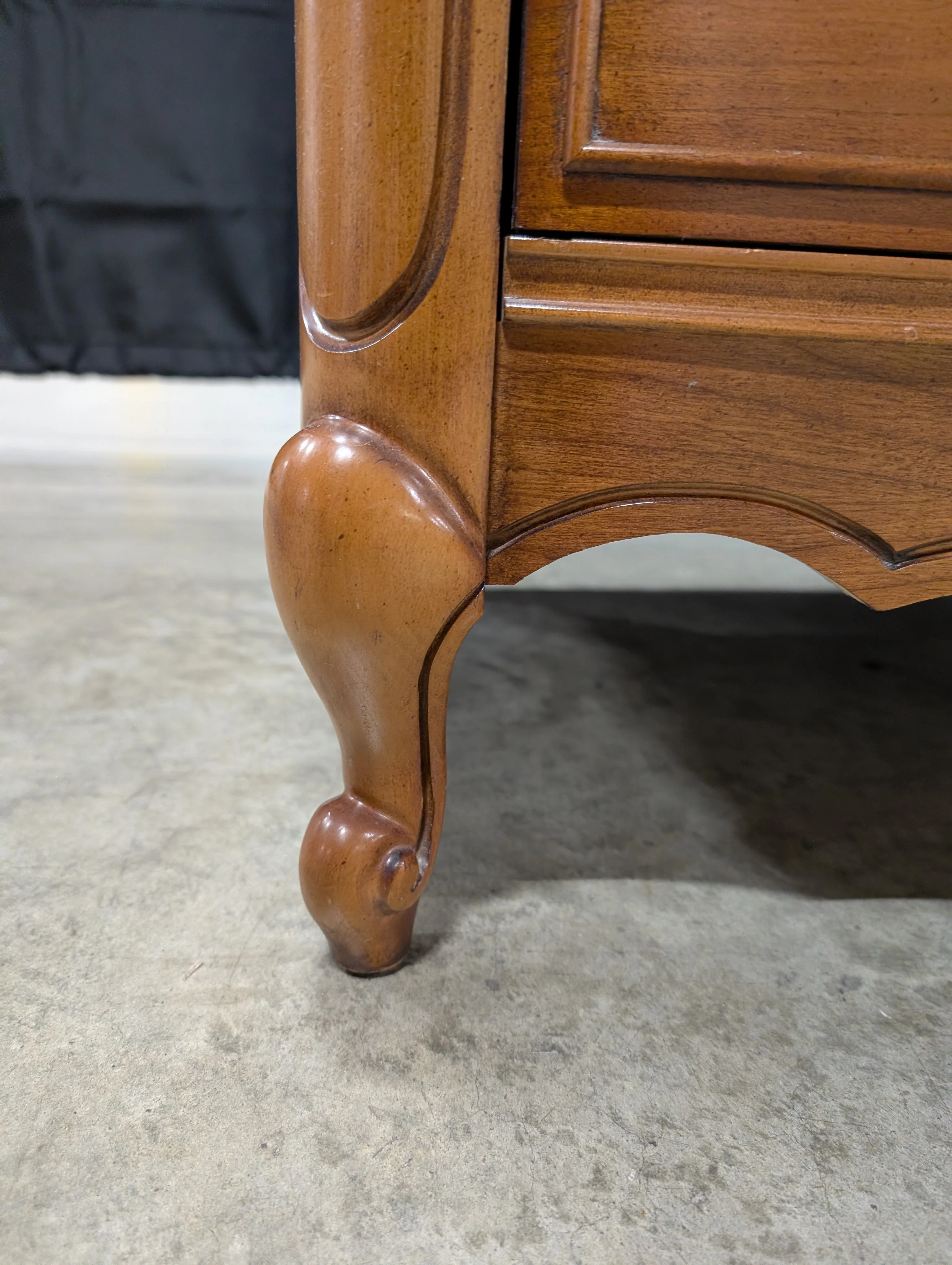 Dixie Furniture Company Vintage French Provincial Twelve-Drawer Wood Dresser - Image 10