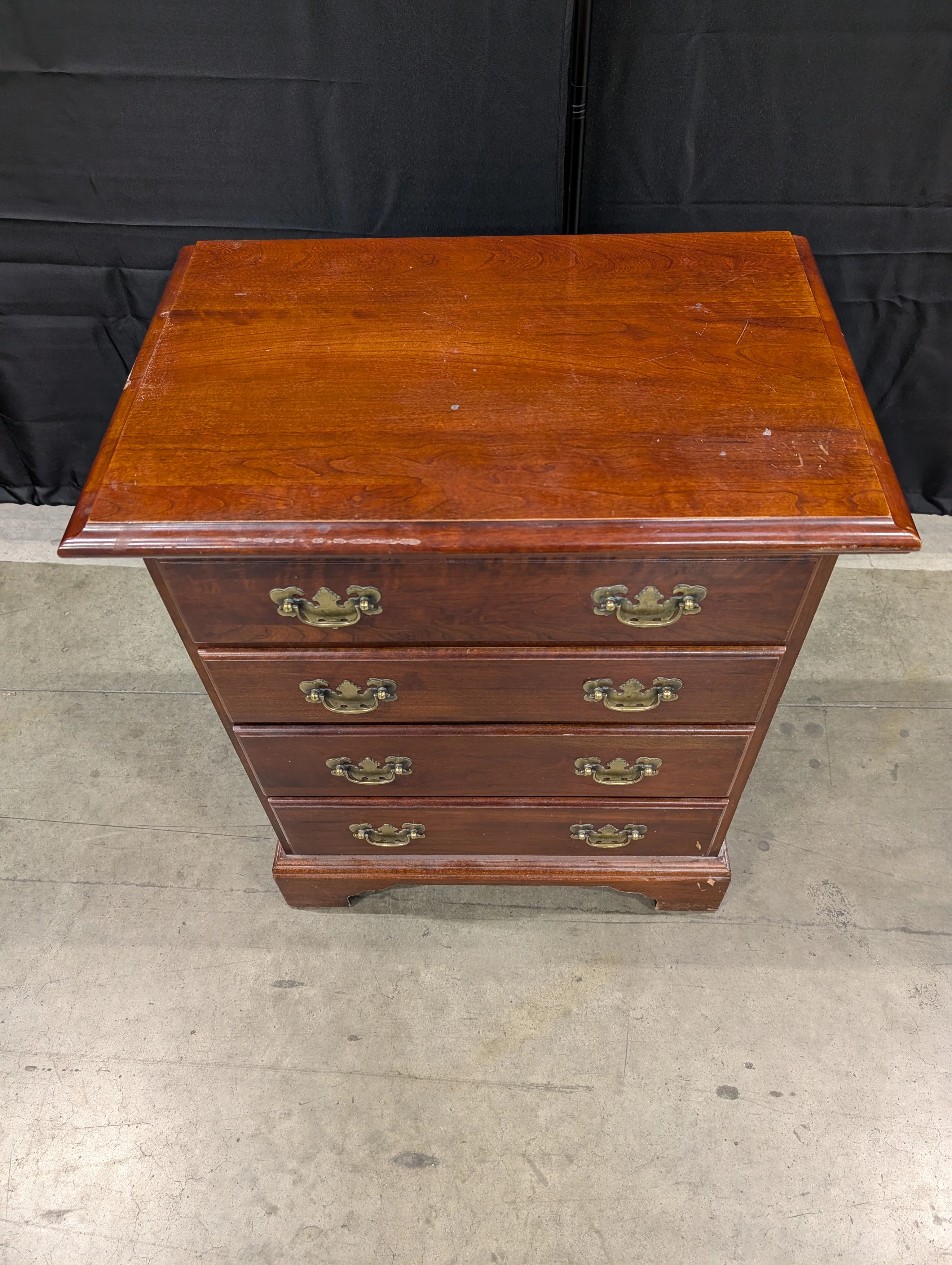 Traditional Cherry Tone Four Drawer Accent Chest Nightstand - Image 2