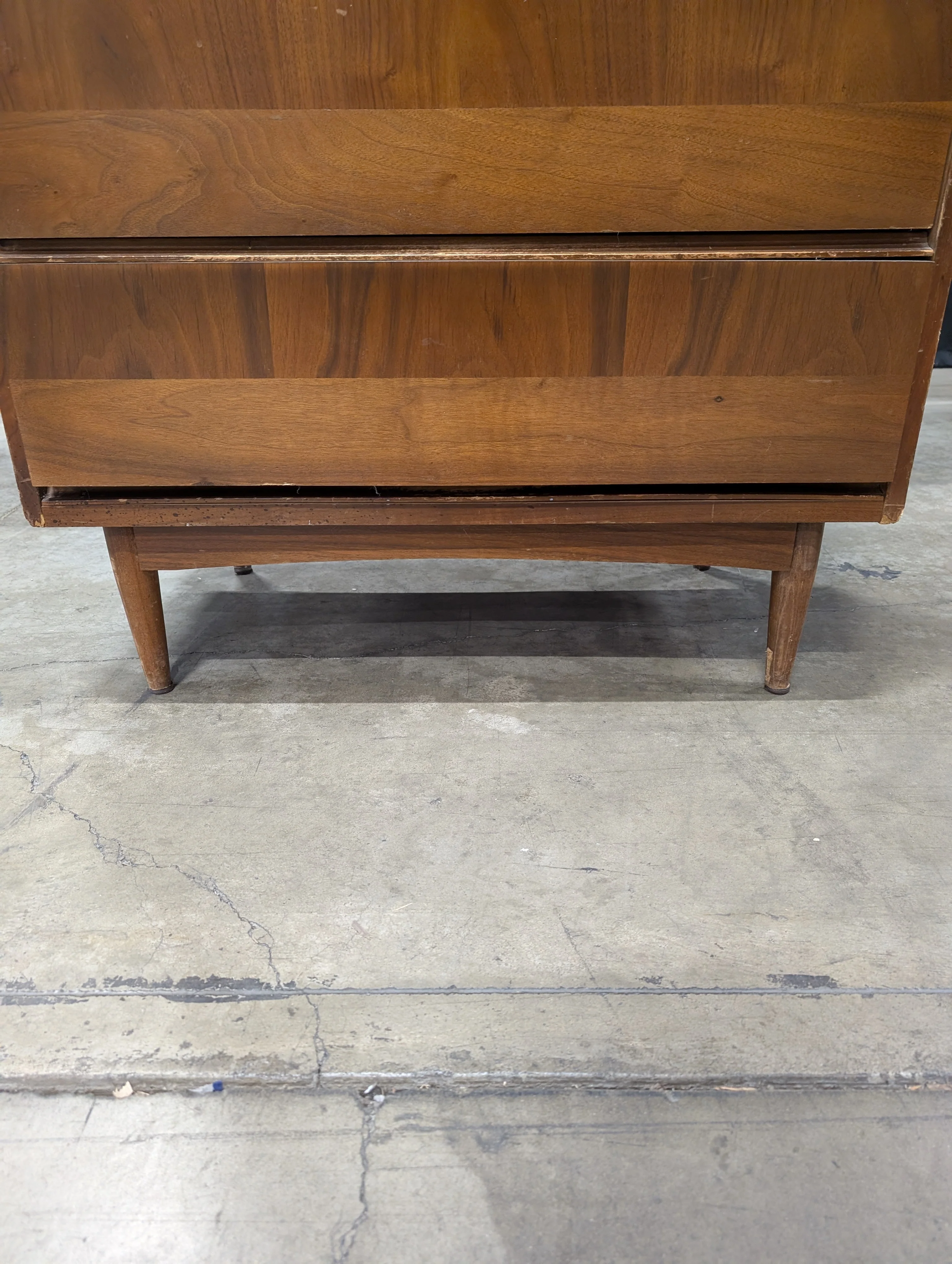 Vintage Four-Drawer Wooden Dresser | Mid-Century Style Chest of Drawers | Tapered Leg Storage Cabinet - Image 7