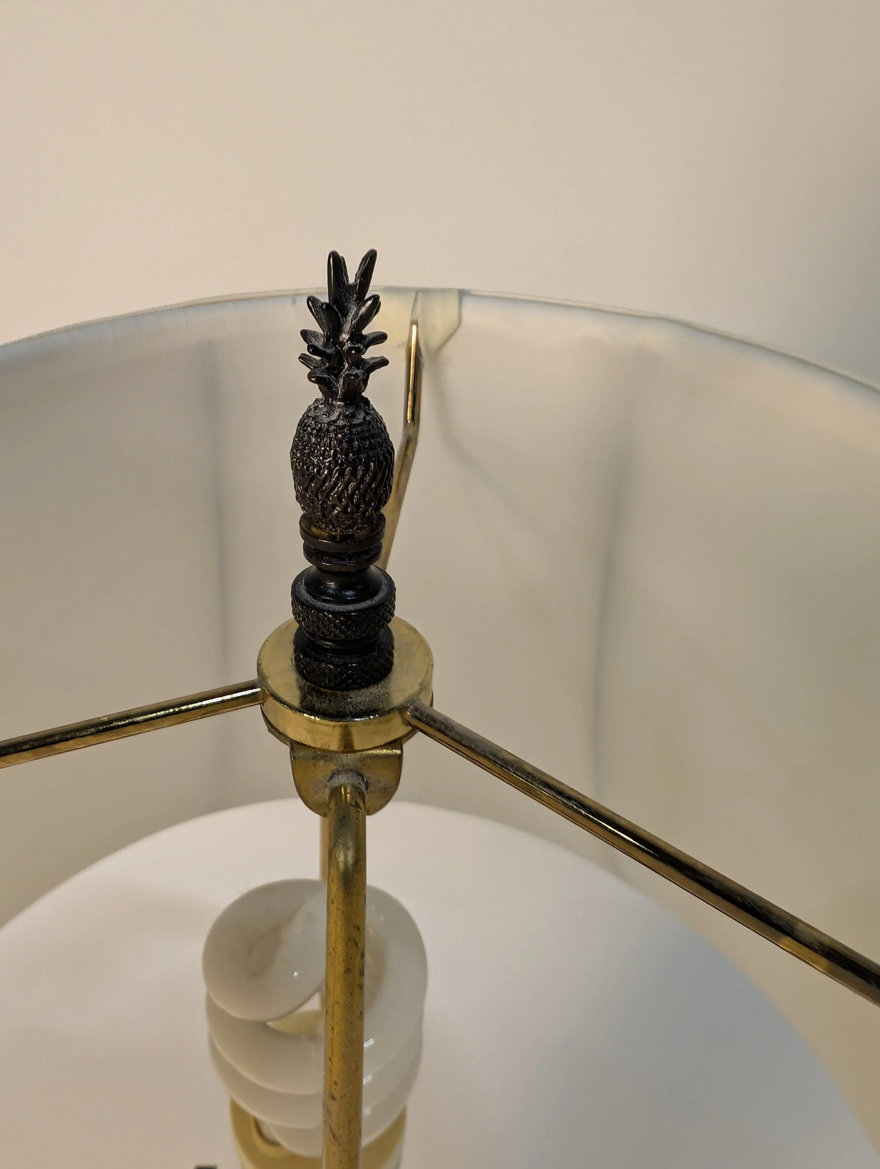 Traditional Pineapple Base Table Lampswith Cream Bell Shade - Image 6