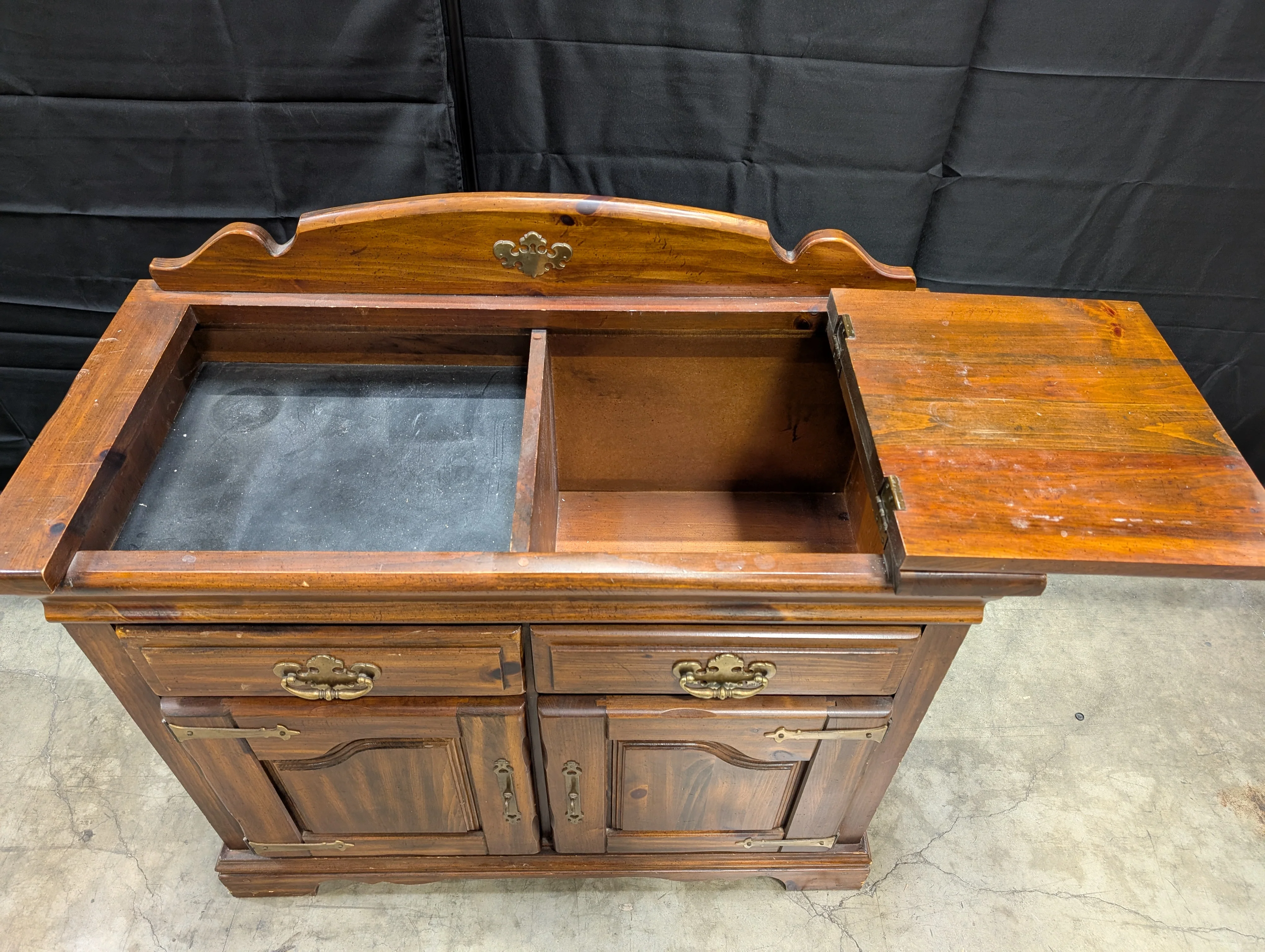 Virginia House - Rustic Pine Dry Sink Cabinet with Brass Hardware - Image 4
