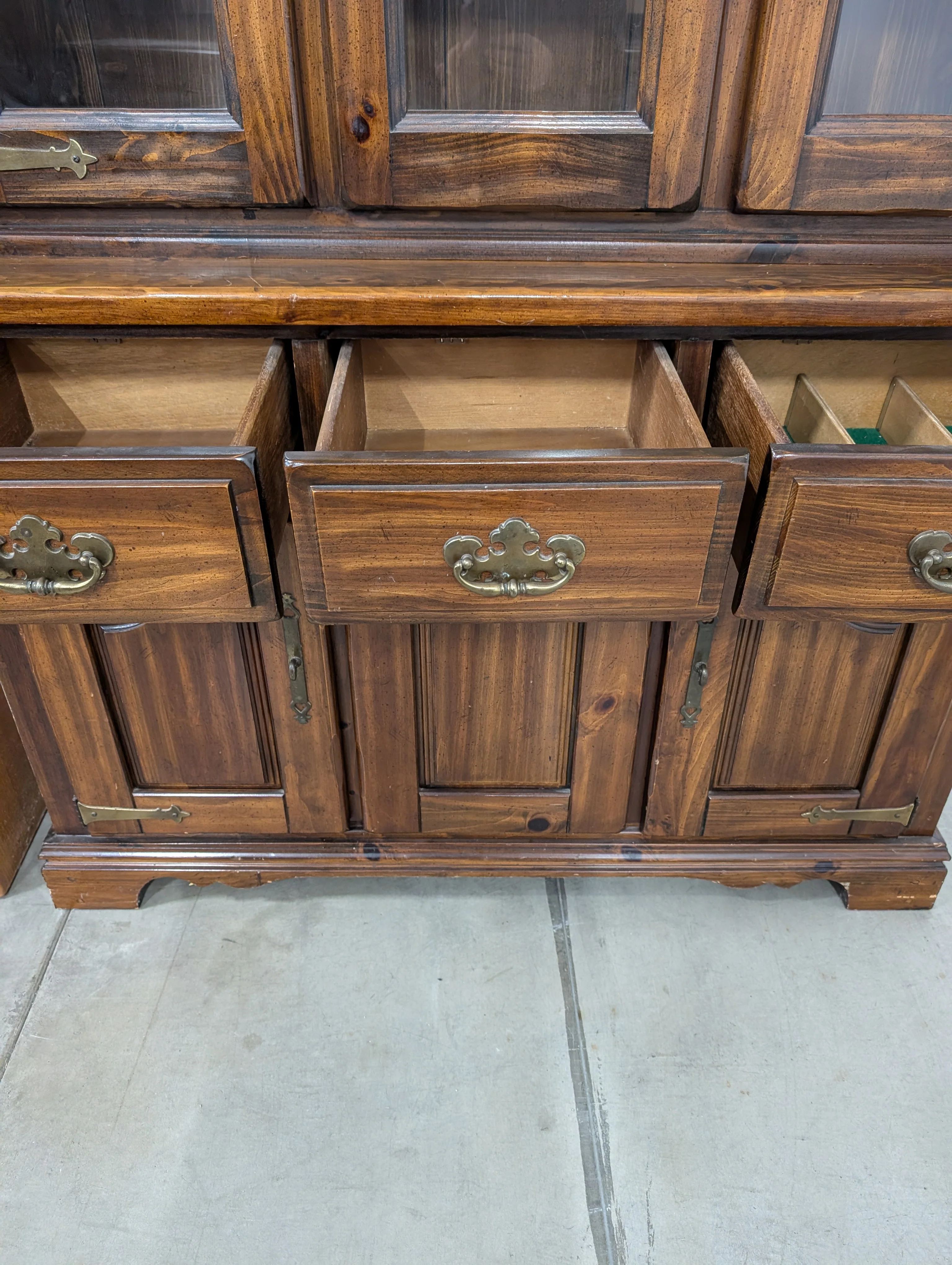 Virginia House Wood Display Hutch Cabinet - Image 3