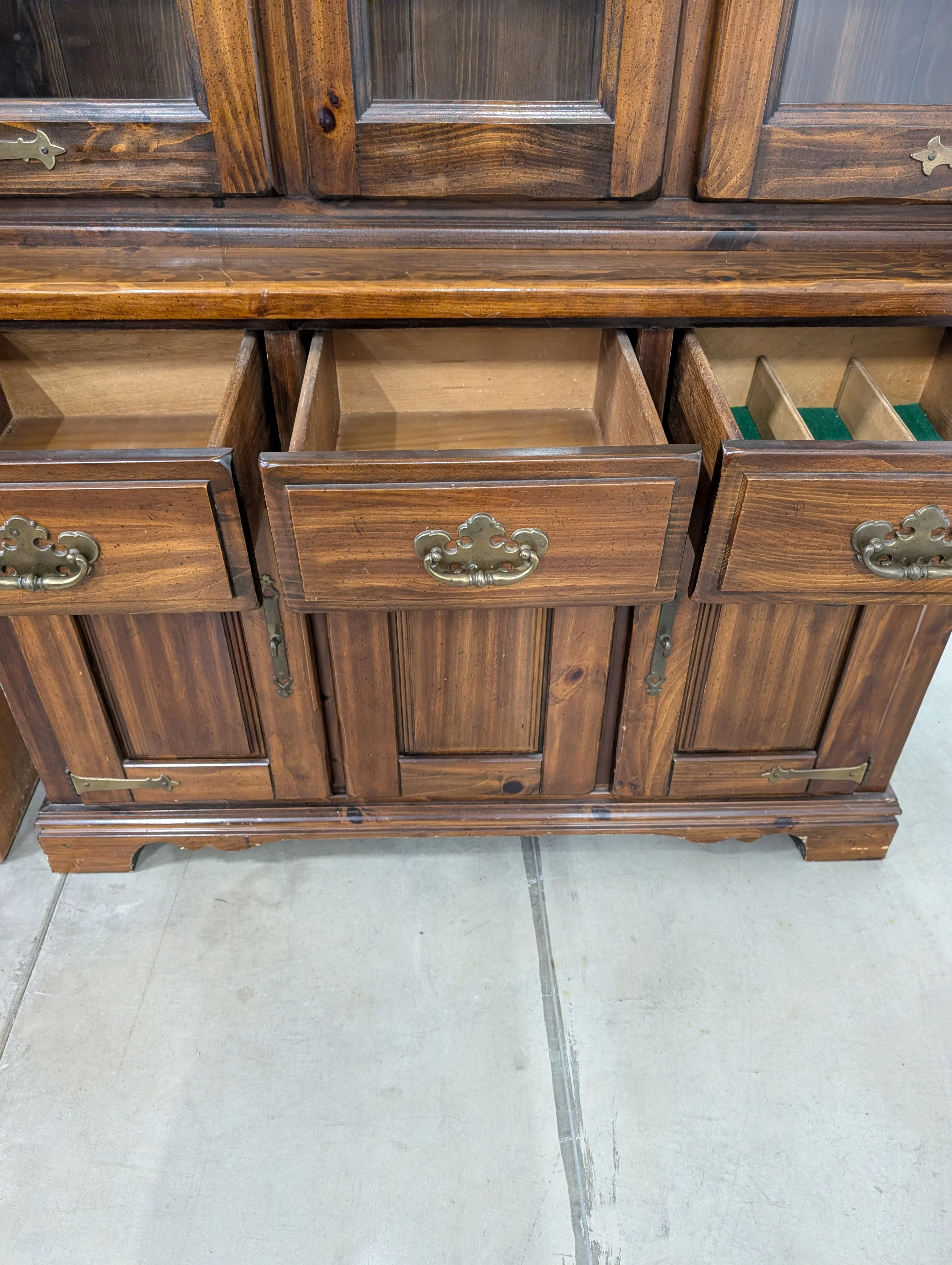 Virginia House Wood Display Hutch Cabinet - Image 4