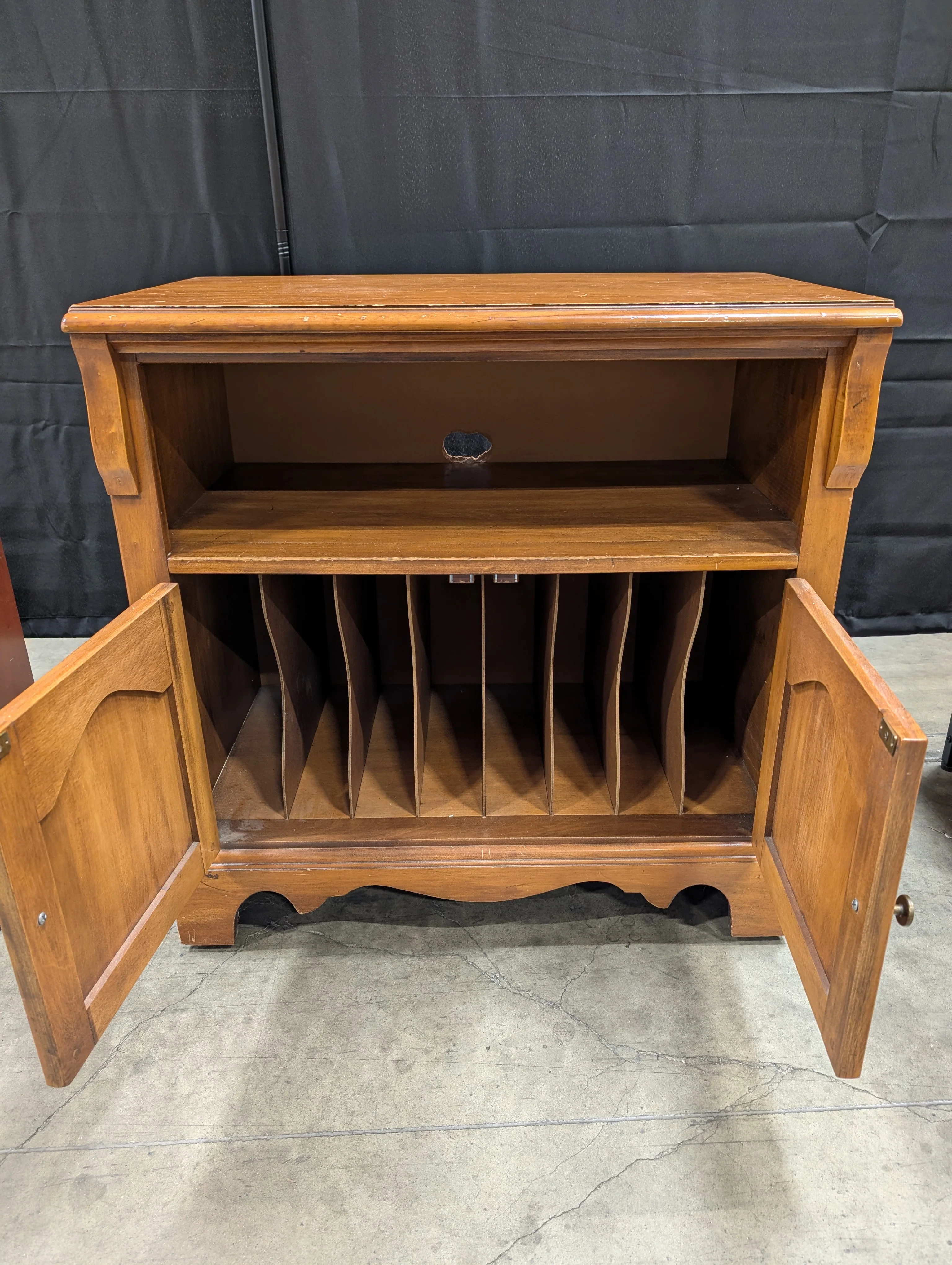 Traditional Wooden Console Cabinet with Record Storage - Image 4