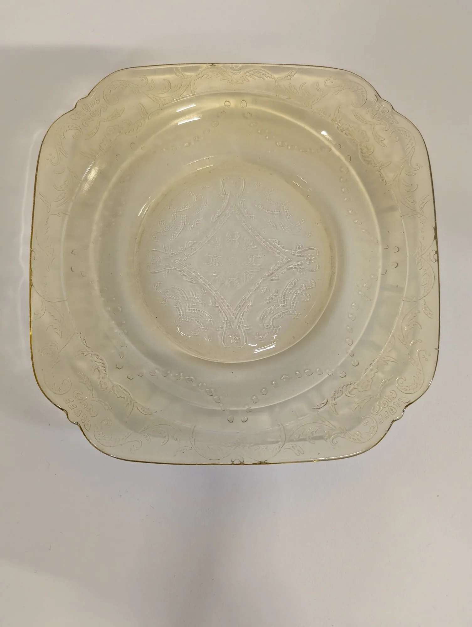 Vintage Yellow Depression Glass Square Plate - Image 2