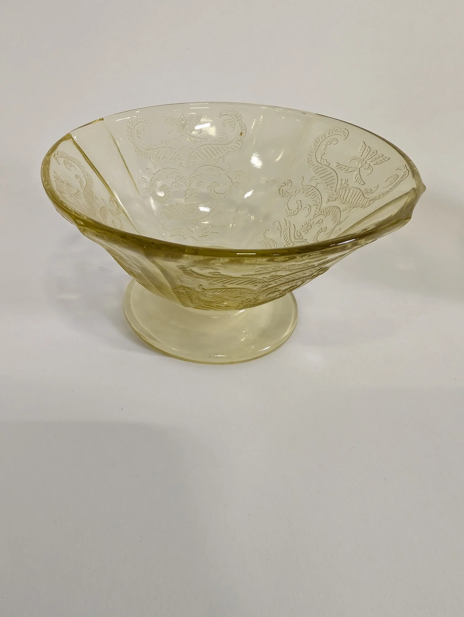 Vintage Yellow Glass Pedestal Bowl with Scroll Pattern - Image 5