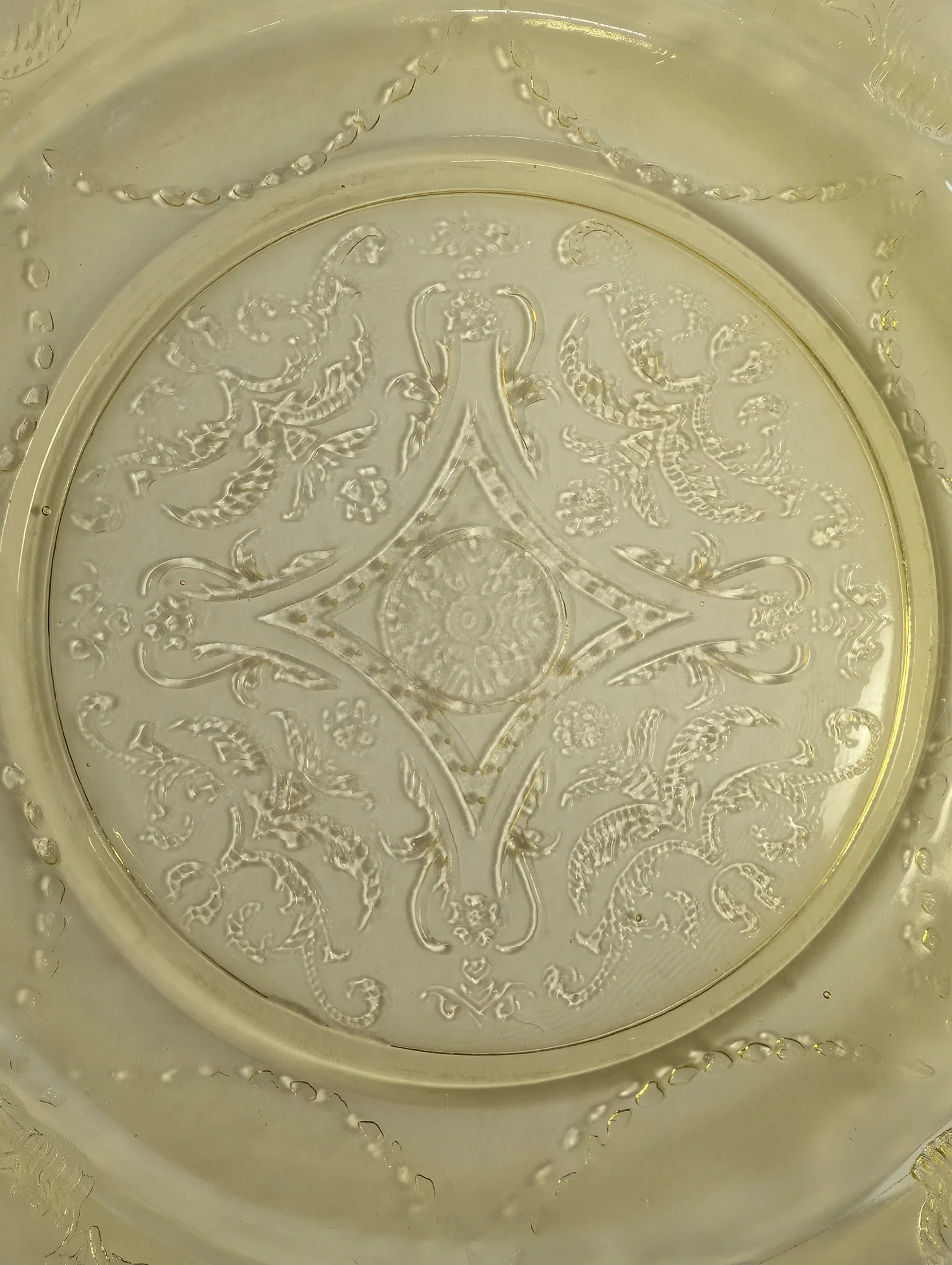 Vintage Yellow Square Glass Plate with Embossed Floral Pattern - Image 4