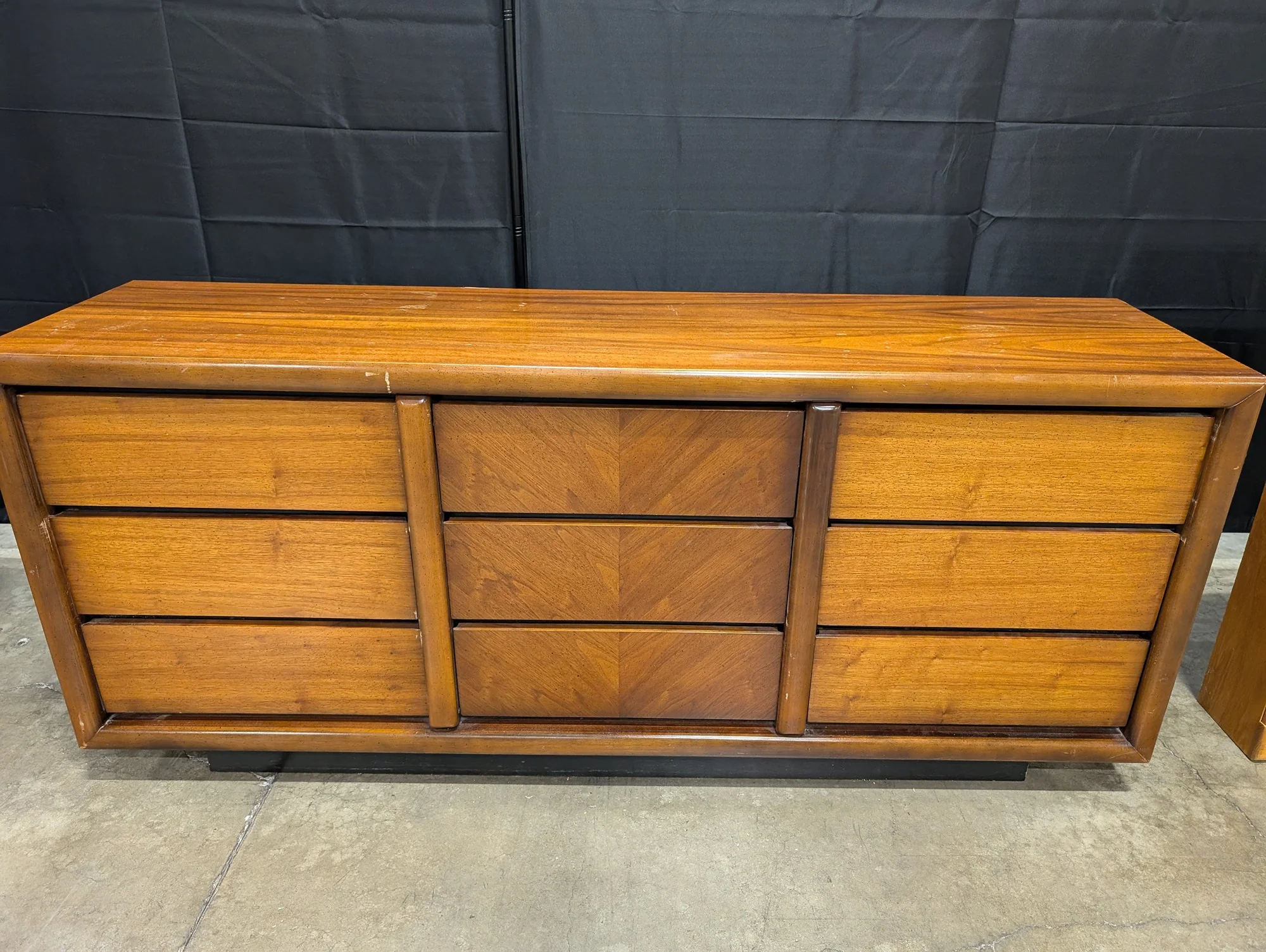 Mid-Century Modern Wood Dresser by Lane - 9 Drawers, Chevron Detail - Image 3